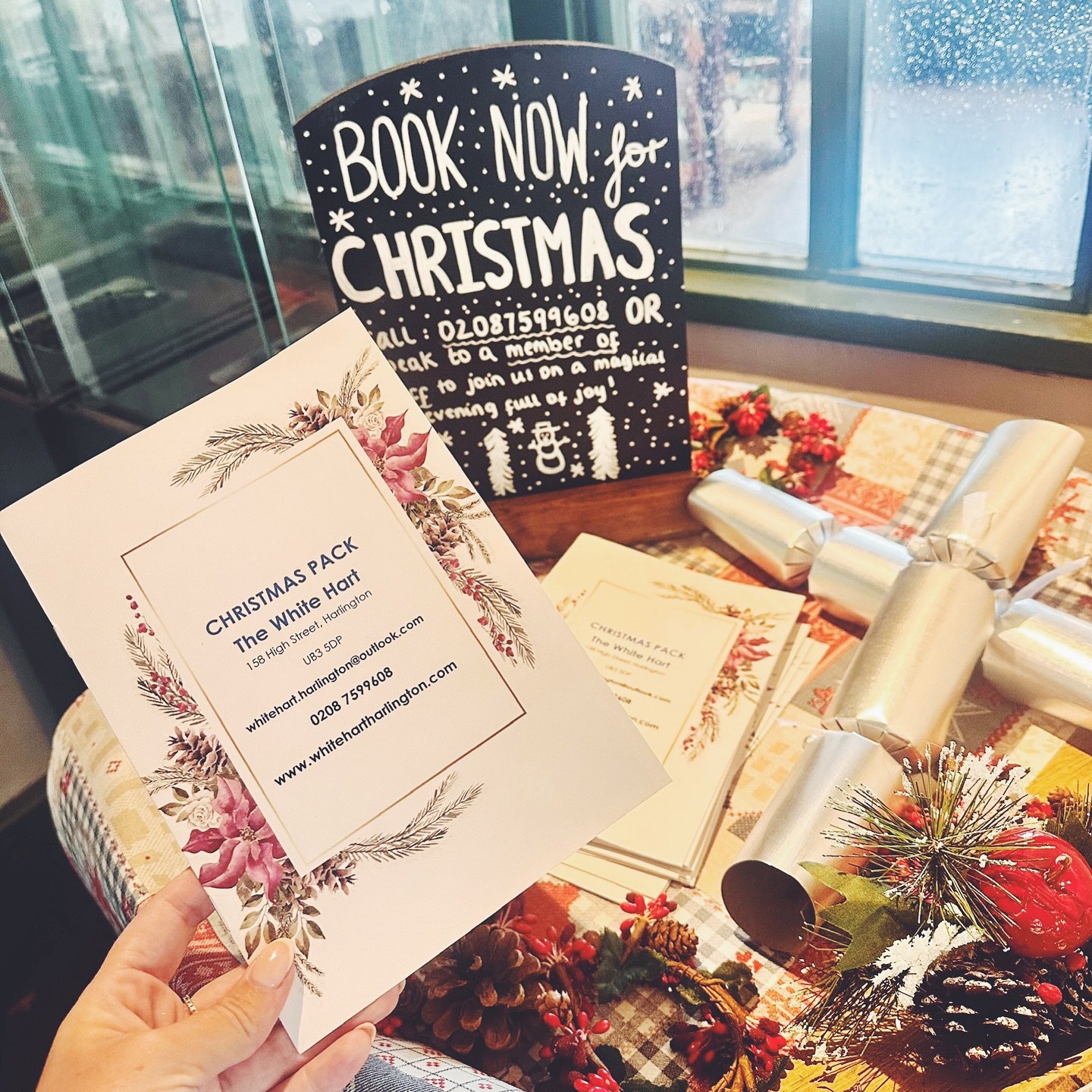 Is it too early to start talking about Christmas? ??
Book NOW for all your festive fun ?? Whether it’s your work Christmas party, family get together or fun with friends, celebrate with us!
We are also now taking bookings for Christmas Day! Save the stress and washing up and let us treat you on December 25th!
Get in touch now or speak to a member of staff for more information ??✨