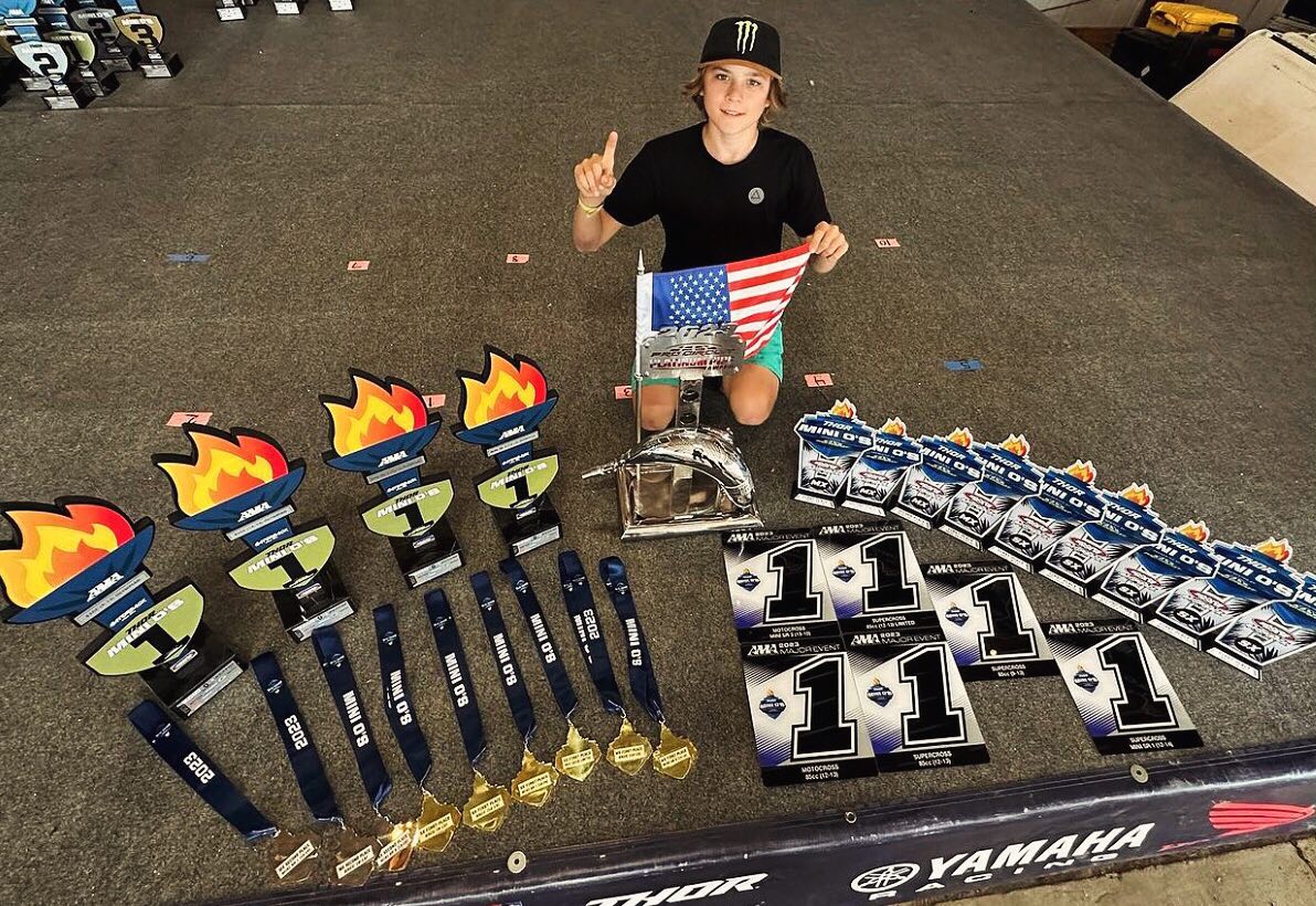🏆🚲 Congratulations to Tristan Pruitt for an incredible performance at Mini O’s this year! 🥇🔥 Winning the Platinum Pipe is a testament to his hard work, dedication, and exceptional skills on the track. 🏁 Keep shredding Tristian! 🏁🤘👏 #MotocrossChampion #minios2023 #PlatinumPipeWinner #proudsponsor