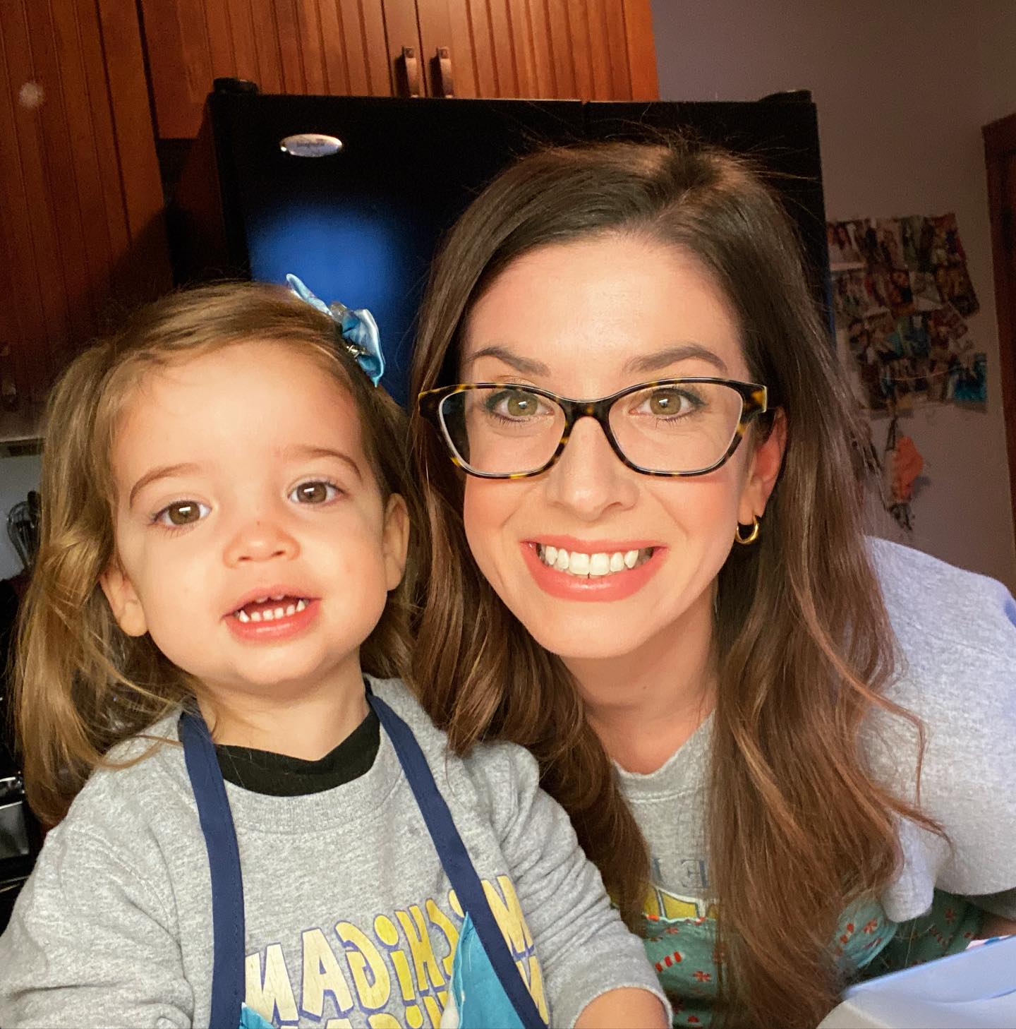 Started 2024 baking cookies with my girl. The best ❤️
•
•
•
•
#cakedecorator #cakeboss #sweettreat #mke #mkebride #mkewedding #instatreat #mkeeats #mymke #cakesofinstagram #cakesofig #instacake #cakecakecake #glutenfree #glutenfreetreats #glutenfreecupcakes #cupcakesofinstagram #cupcakesofig #cupcakes