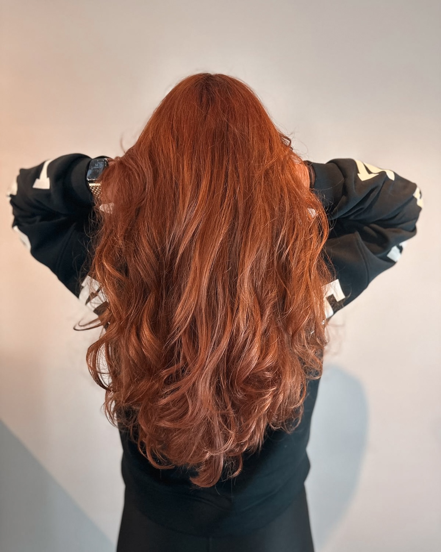 Check out this copper hair! ? Get inspired and rock your own copper hair style!