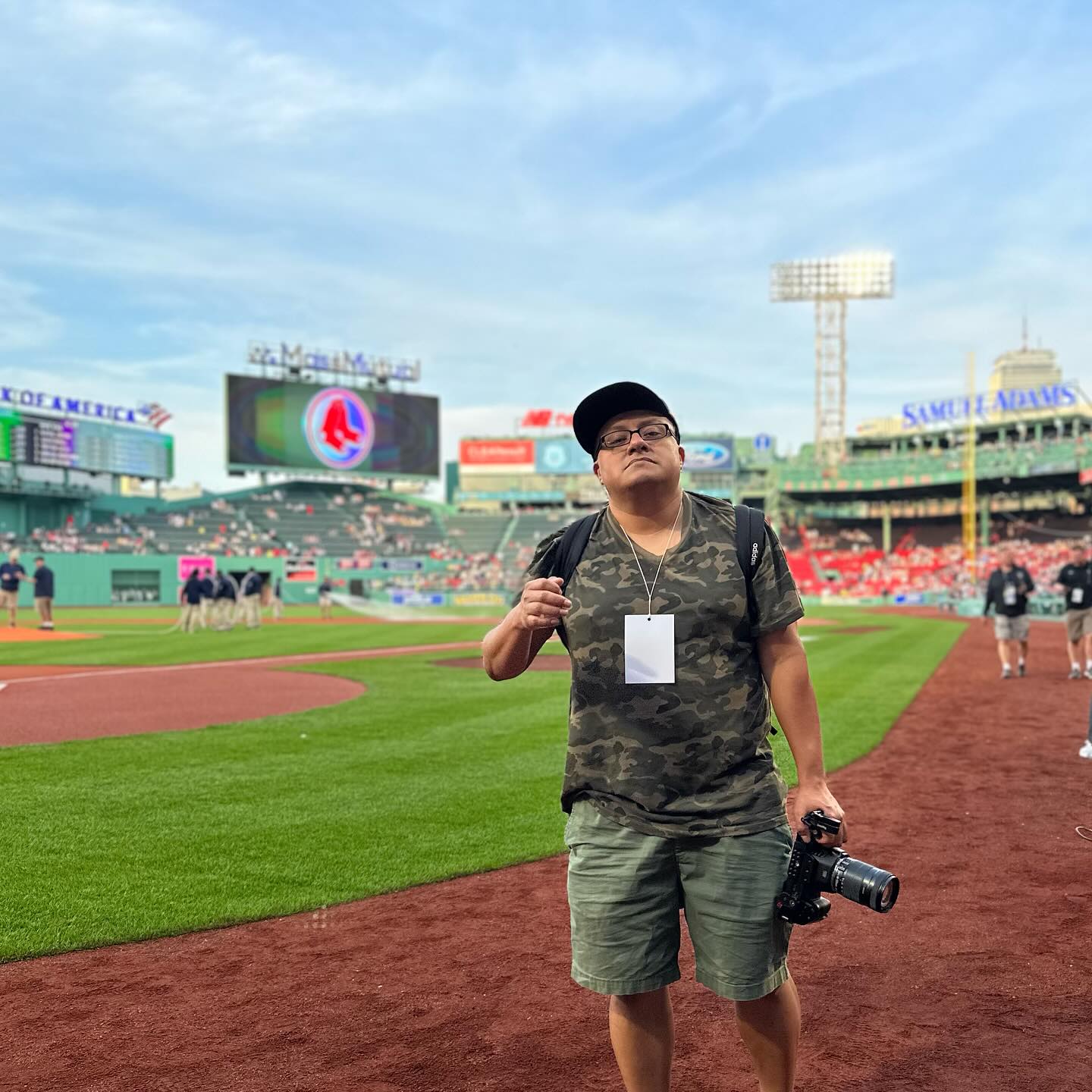 Take me out to the ball park… @redsox @fenwaypark #baseball #redsox #media #photographer #latino #guatemalan