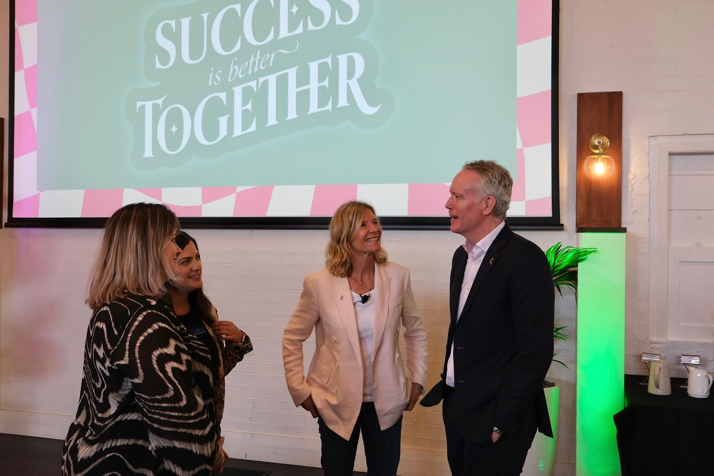 Had the privilege of speaking to the front-line team at Barfoot and Thompson who are a partner of the NZ Olympic Committee.
“Success is better together”
In this talk I covered the themes of resilience and endurance and how they contribute to success.
One of the reasons the NZ Olympic team is successful because of their shared culture and sense of belonging to their team. Their Manaakitanga (shared culture) is all about the pride of being a New Zealander and feeling a deep connection to your roots, which gives you wings to fly.
The pillars of my performance PATH (planning, attitude, team, and health) in this talk could help your team reach gold!
Please reach out for any enquiries.
#successisbettertogether #barfootandthompson #thenzteam #teamwork #belonging #manaakitanga #leadership #workplaceculture