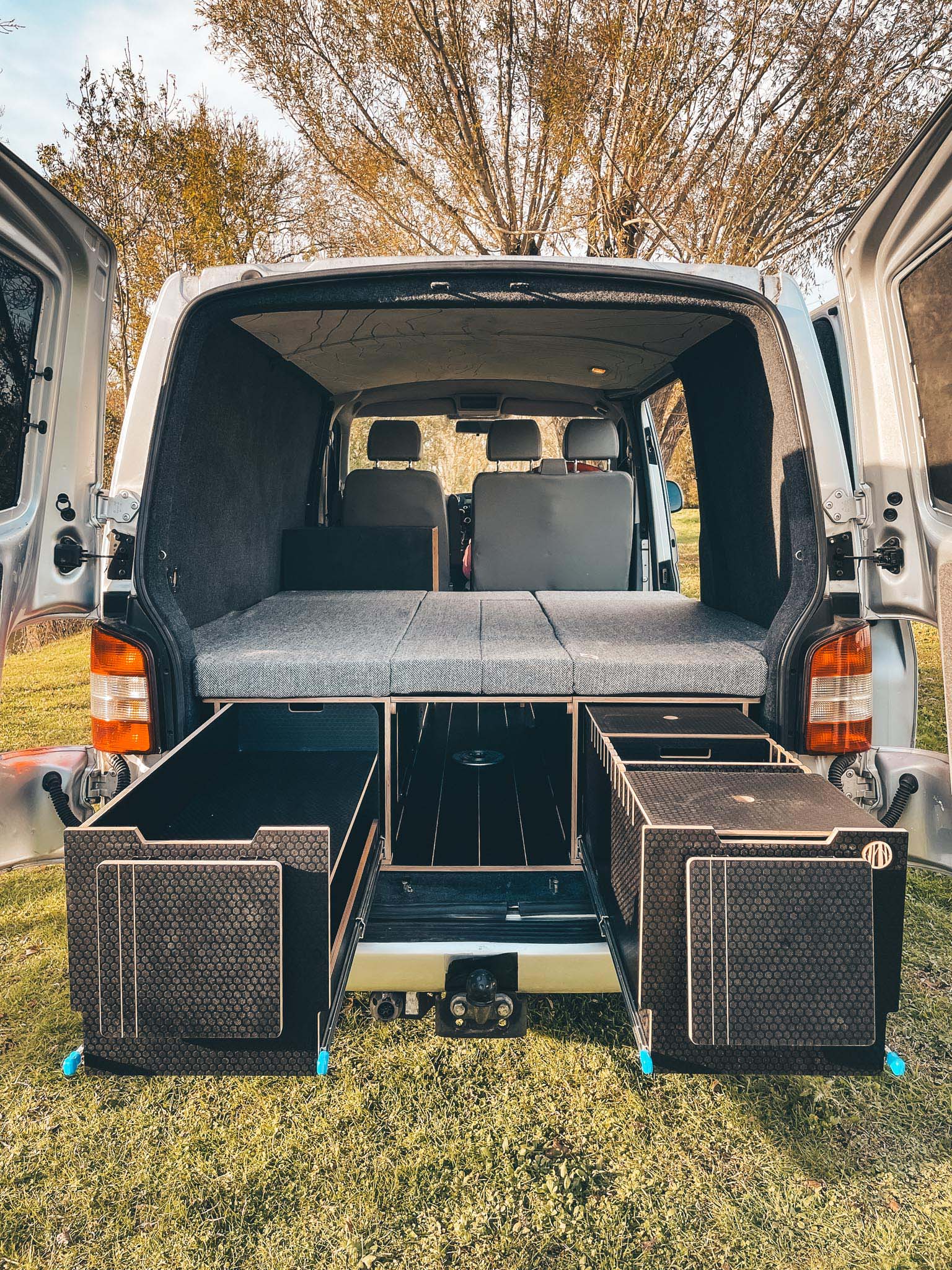 Ready to explore
#vwcamper #vanaménagé #t6camper #vanlifefrance #campervanlicious #t5camper #diycamperconversion #campervanconversion #fourgonaménagé #vwt5 #vwt5camper #vwt5campervan #vanlifebuild #campervanculture #vanlifebelgium #campervanideas