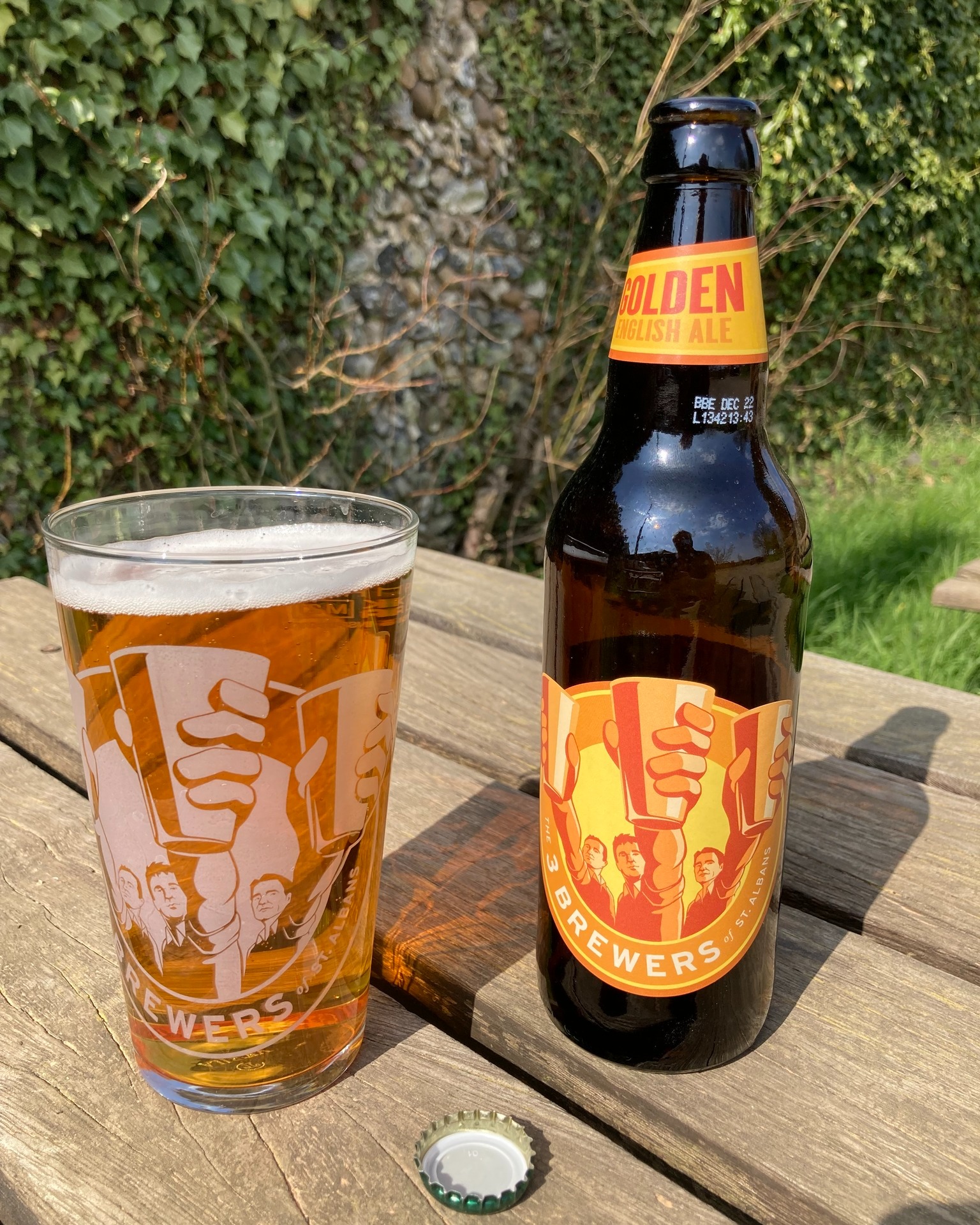 Bank Hols at The 3 Brewers
While Luton braces itself for Coldplay and co. at the Radio 1 Big Weekender I thought we should celebrate the Bank Hols too - so I'm delighted to announce The 3 Brewers Absolutely Gigantic Weekender.
As the Big Weekenders self proclaimed unofficial chill out farm we'll be open Friday to Monday, serving a heady mix of 'vibes', multi-award winning beer, and large farm equipment. We're also serving freshly ground coffee, home made brownies (incl raspberry this weekend!!), cider, G&T, Prosecco and soft drinks.
And that's not all - thanks to the generosity of our chums at The Snug and the Rose & Crown Sandridge we now have a few parasols - so the variable weather forecast holds no fear for us.
Bank Hols Opening:
Sat 11 - 5
Sun 12 - 5
Mon 12 - 5
If you're going to the Big Weekender have a fantastic time. If you're not, come to the brewery and have a fantastic time.
The 3 Brewers of St Albans
Note: Rumours of a Chase & Status feat. Chris Martin collab. at the brewery are probably untrue.
@thesnugbar
@roseandcrownpubsandridge
#bbcradio1bigweekend
#supportlocal
#coldplay
#chaseandstatus
@bbcradio1pr
#whattodoinluton