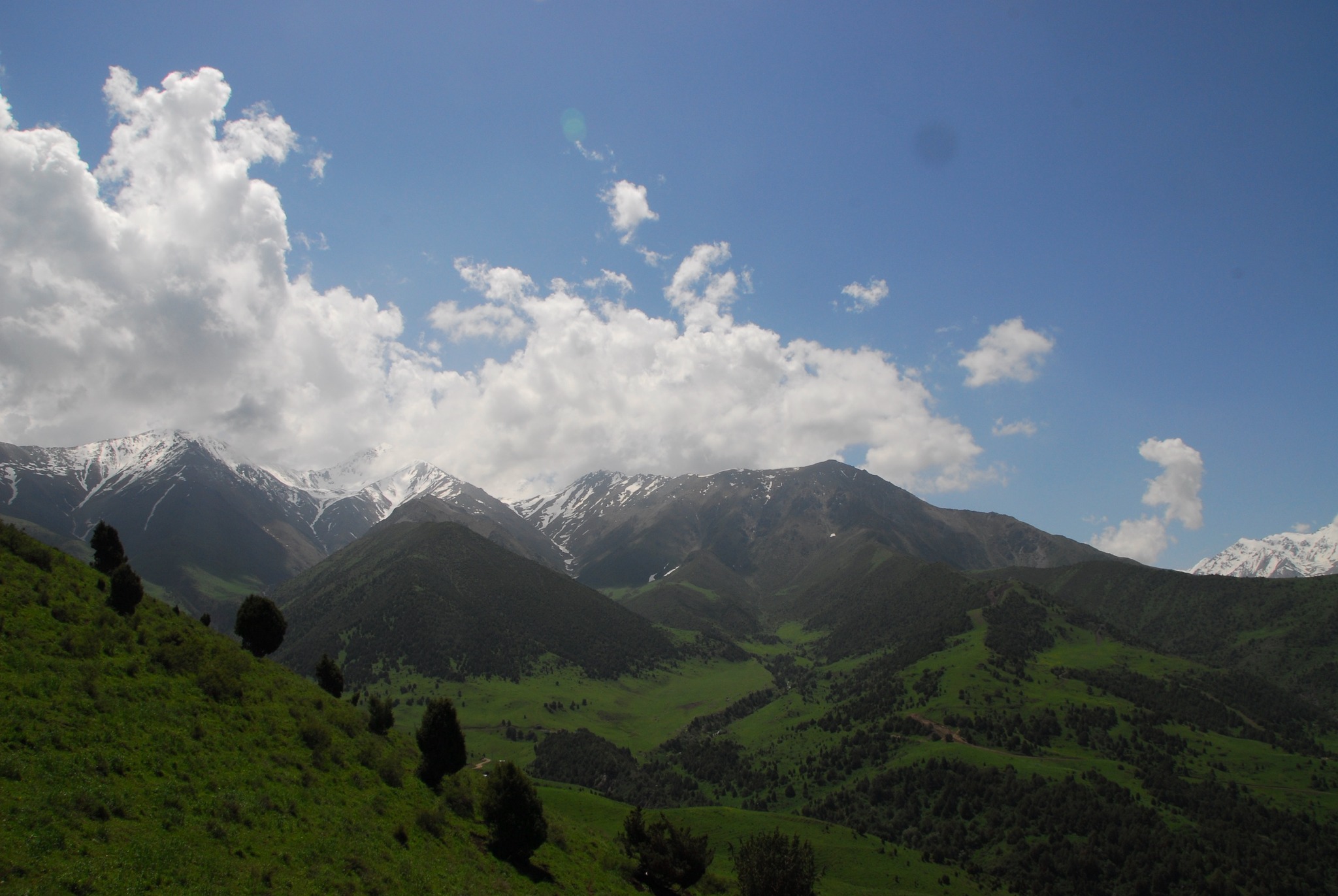 ๐๏ธ๐ฒ Camp under the stars in Kyrgyzstan with Arista Travel. Natureโs beauty will leave you in awe. ๐๐ฟ #Kyrgyzstan #Nature #AristaTravelAsia #CampingUnderStars