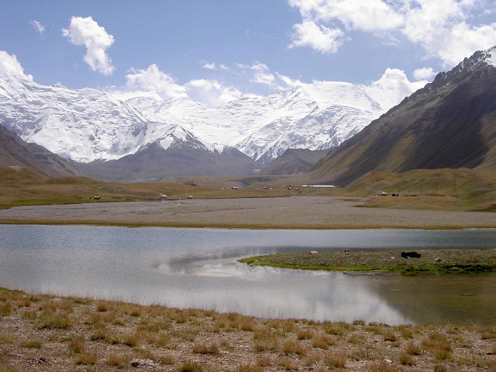 ๐ฟโจ At Arista Travel, weโre proud to showcase the incredible nature of Kyrgyzstan! Every corner of this country is filled with beauty and harmony. ๐๏ธ๐ Join us on our journeys and discover the magic of #Kyrgyzstan with us! ๐โ๏ธ #Nature #AristaTravelAsia #TravelGram #Wanderlust