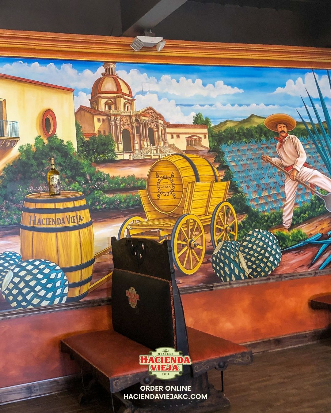 Raíces pintadas en cada pared. Bienvenidos a nuestra historia ☺️