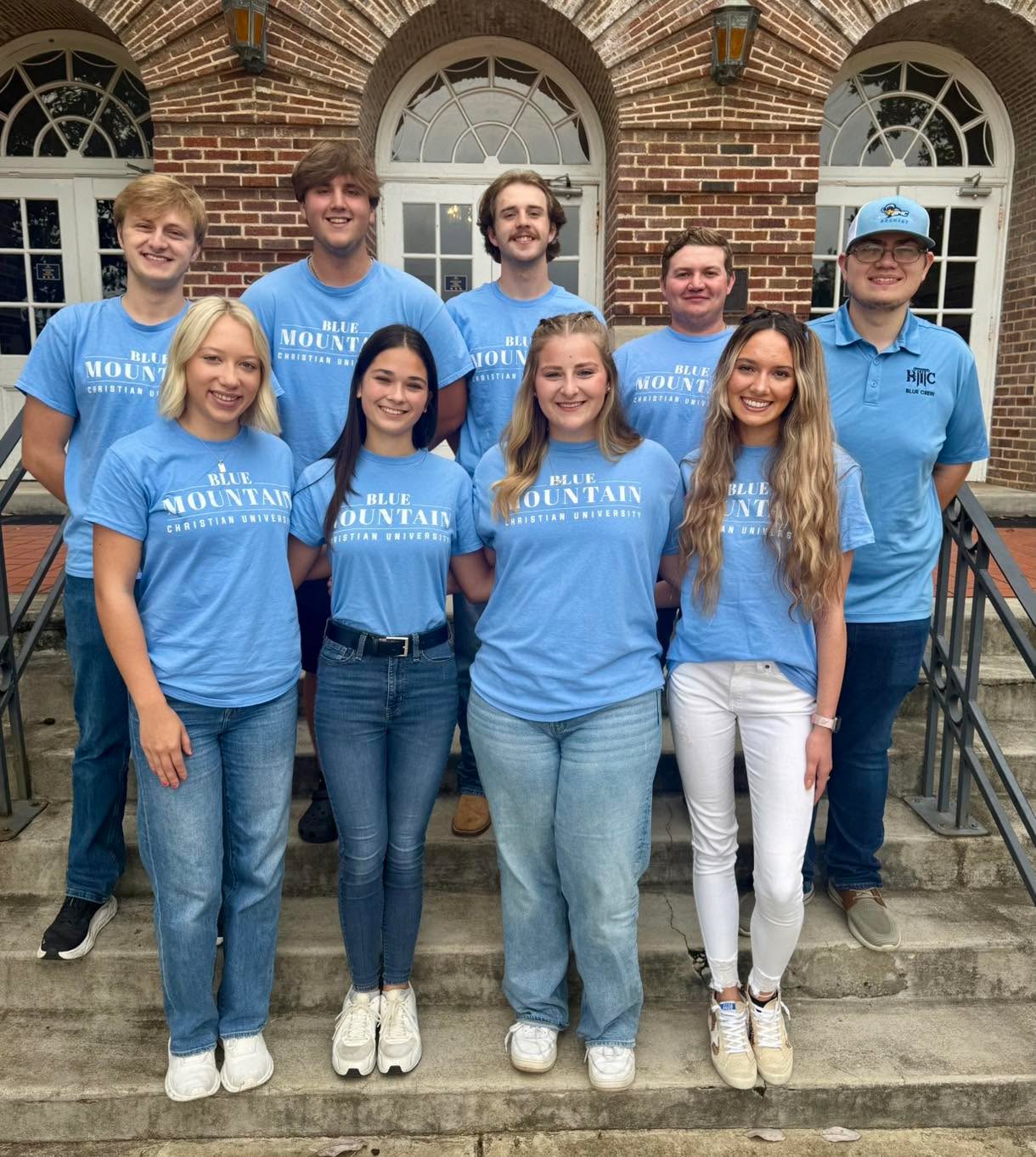 From campus tours to Preview Days, our Blue Crew is here to show you what makes the Mountain so special.?
Click the link in our bio to schedule your visit!
