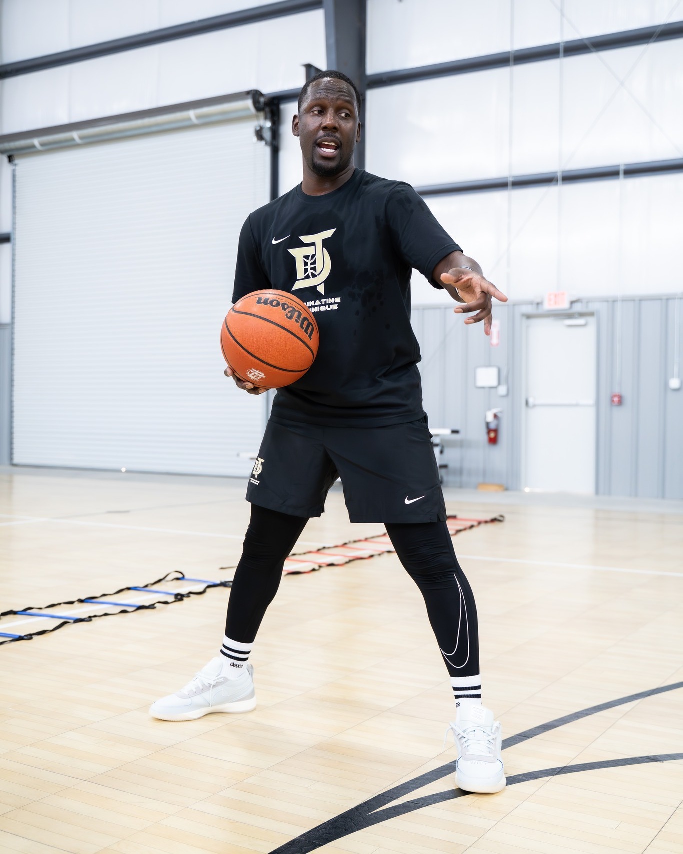 🏀 The true legacy of a coach is seen when their athletes step up to lead, uplift, and impact others. 🔥 #NationalCoachesDay #LeadershipThroughSport #coachlife 
www.DominatingTechnique.com
#dominatingtechnique #basketballtraining #nodaysoff #basketballgrind #houstonbasketball #skilldevelopment #basketballlife #dominatethegame #houstonbasketball  #houstonathletes #htxhoopers #ballislife #basketballtraining #basketballskills #hoopdreams  #basketballworkouts #skillstraining #basketballdevelopment #traintowin #basketballtrainer #ᴛʀᴜsᴛᴛʜᴇᴘʀᴏᴄᴇss #lockedin #MAMBAMENTALITY24