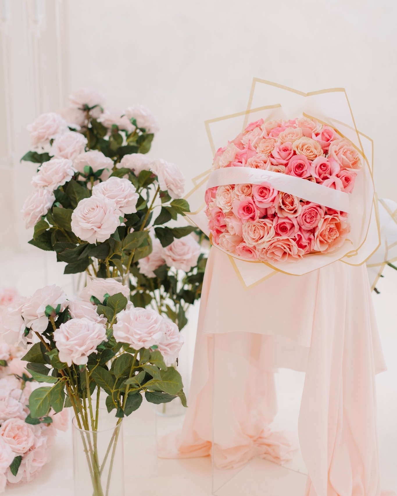 POV: You’re planning a proposal… and suddenly you’re overthinking everything 😅
You want it to be perfect… the moment, the words, the setup, the surprise, the perfect venue, and finding a photographer.
Then you start working with us, and you realize that your not doing it alone... you’ve got us helping you through the parts that feel overwhelming, and experience now on your side 🤗
You’re doing all of this because you love them.
And because this moment is going to be one you both remember for the rest of your lives.
So if you’re planning a proposal right now… breathe☺️ This part is special too!!
Decor: @picnicexp
Photographer: @adeel_photography_
#torontoproposal #proposaldecor #perfectproposal #luxuryproposal #proposalplanner #pinkproposal #marriageproposal