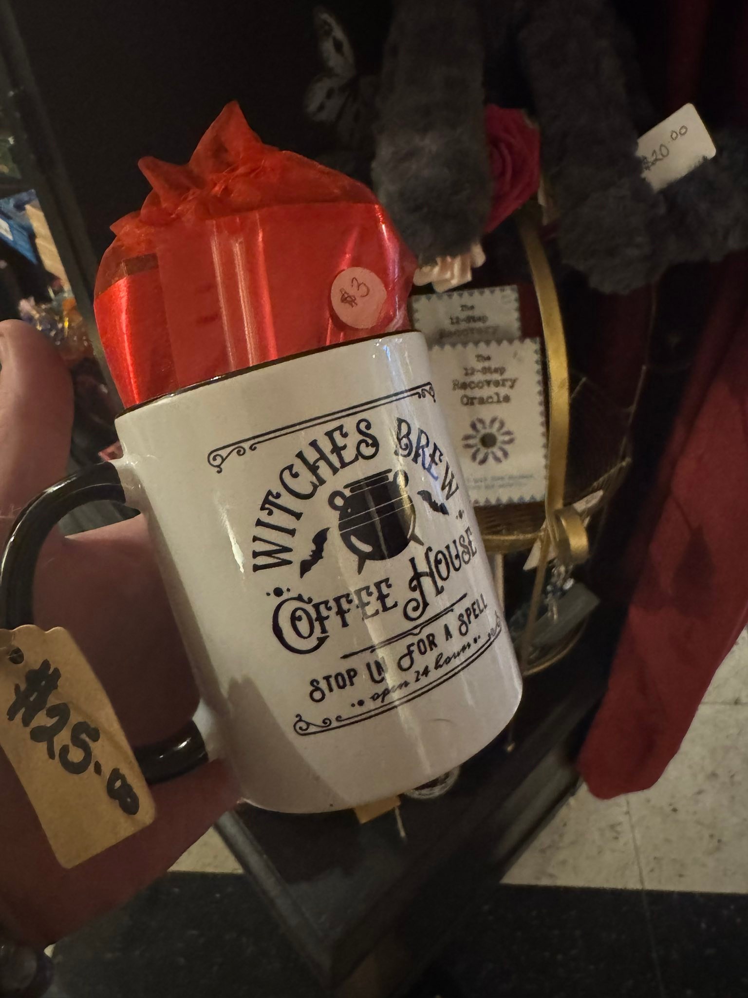 Looking for last minute gift ideas 🎁 Crimson Commuter has lots of easy gift ideas.. from holiday hand crafted soy candles, and lots gifts mug sets with funny christmas messages filled with crystals, oracle & tarot decks, sage, & gifts thoughtful gifts at amazing prices.