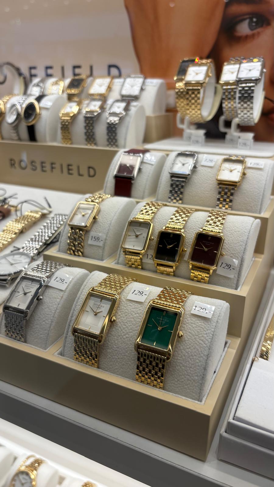 Rosefield β¨
#inavanthoog #rosefield #horloges #cadeautip