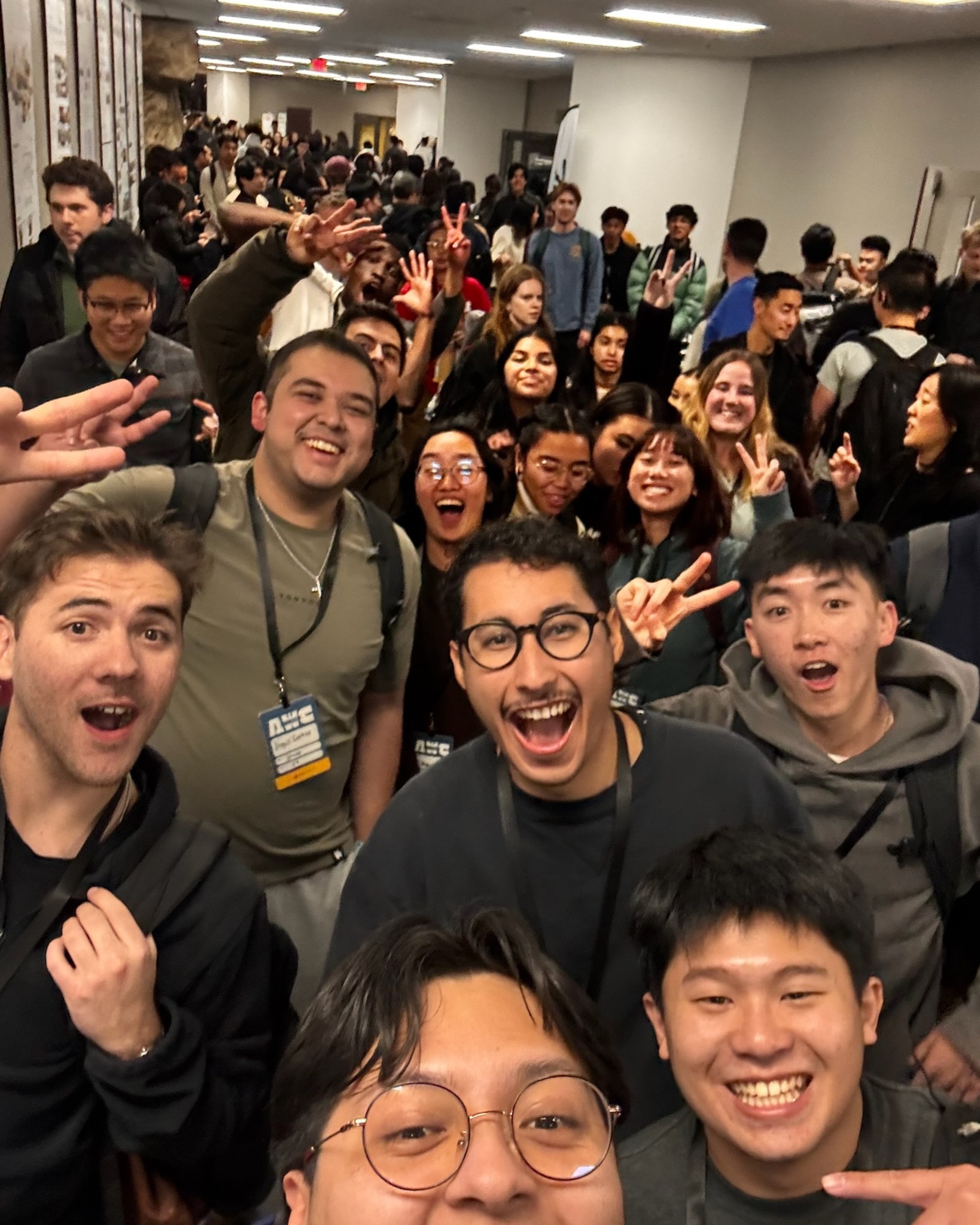 Cold weather ❄️, deep-dish pizza 🍕, and hearts on fire 🔥
Thankful for our guest speakers at Acts2 Winter Conference: @ask_cliffe, @pastorjdgrear, Trace Hamiter, and @dhati.lewis 🙌
Nothing hits like seeing old friends + making new ones 🤝 Campuses across the nation, one mission—go share the gospel 📖✨
#AWC2026 #guestspeakers #christianfellowship #a2firvine #act2network