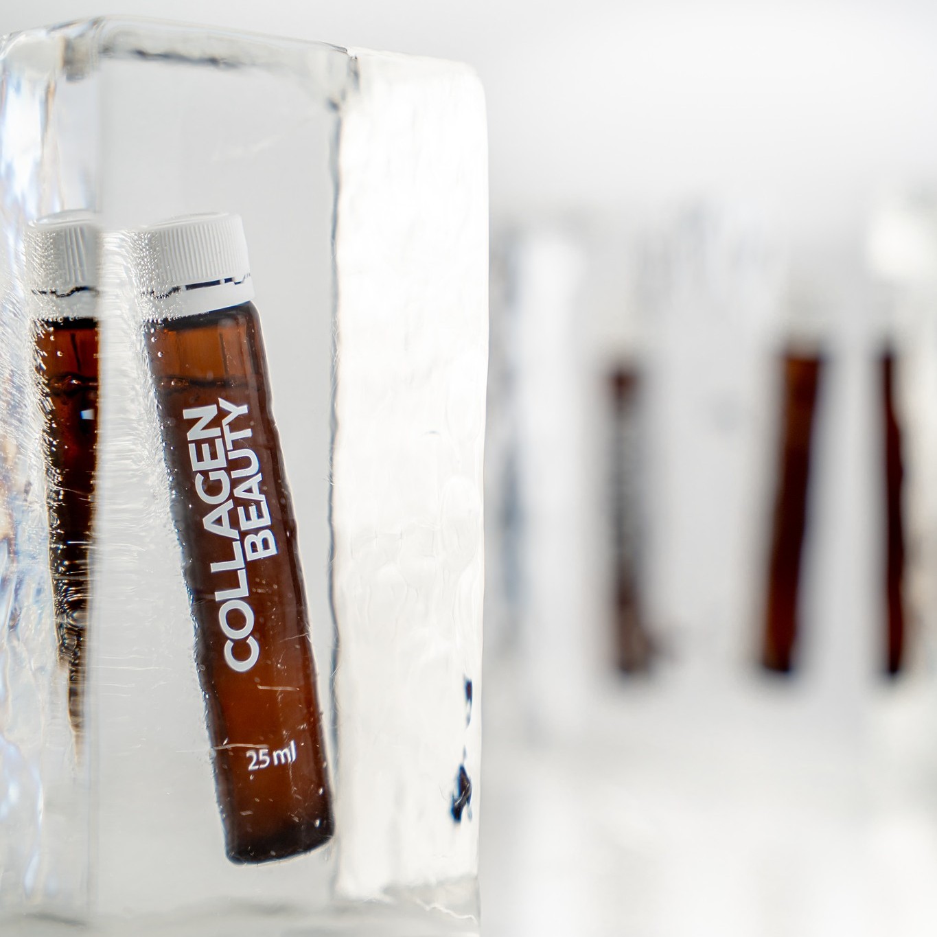 Почему стоит выбрать Collagen Beauty Shots?
🍊Биотин помогает поддерживать здоровье кожи и волос.
🍊Цинк помогает сохранить здоровье волос, кожи и ногтей.
🍊Цинк и витамин C защищают клетки от окислительного стресса.
🍊Витамин C способствует нормальному образованию коллагена, важного для здоровья кровеносных сосудов, костей, хрящей, кожи, зубов и десен.
Доступны упаковки по 14 шт. или 28 шт. (с апельсиновым вкусом)
Выбери то, что подходит тебе! 😍