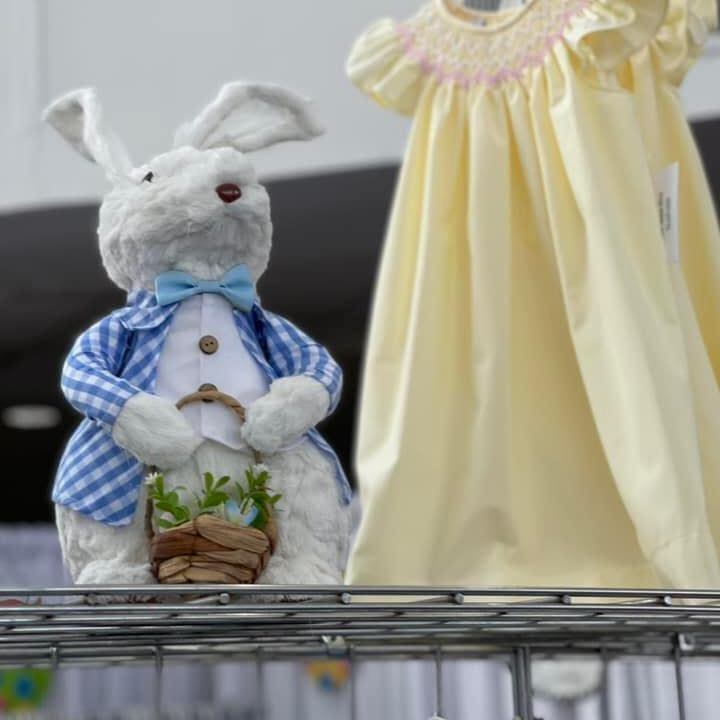 If you're looking for those cute must-have Easter outfits for your little ones @My Sister and Me is the booth to see!
Booth 44/45
🌸🌸🌷🌸🌸🌷🌸🌸🌷🌸🌸🌷🌸🌸🌷🌸🌸🌷🌸🌸🌷🌸🌸🌷
𝐒𝐏𝐑𝐈𝐍𝐆 𝐌𝐀𝐑𝐊𝐄𝐓 𝐎𝐅 𝐌𝐄𝐌𝐏𝐇𝐈𝐒
𝐖𝐇𝐄𝐍 : March 13-15
𝐖𝐇𝐄𝐑𝐄 : Argricenter International, Memphis TN
𝐓𝐈𝐂𝐊𝐄𝐓𝐒 : https://midsouthmediagroupcom.ticketspice.com/spring-market-of-memphis-2026
Visit www.themarketshows.com for more info.
GOOD to KNOW
-More than 100 merchants from across the South
-Free Parking
-Tickets can be purchased at the door (CASH ONLY) Children 12 and under FREE.
-Special Event Tickets should be purchased online thru TICKET SPICE – link above
(FREE MARKET TOTE for ALL on-line purchases – Special Event and General Admission)
-NO WAGONS or "DOUBLE WIDE" STROLLERS.
"SINGLE WIDE" STROLLERS ARE ACCEPTABLE.
#springmarket #shopping #themarketshows