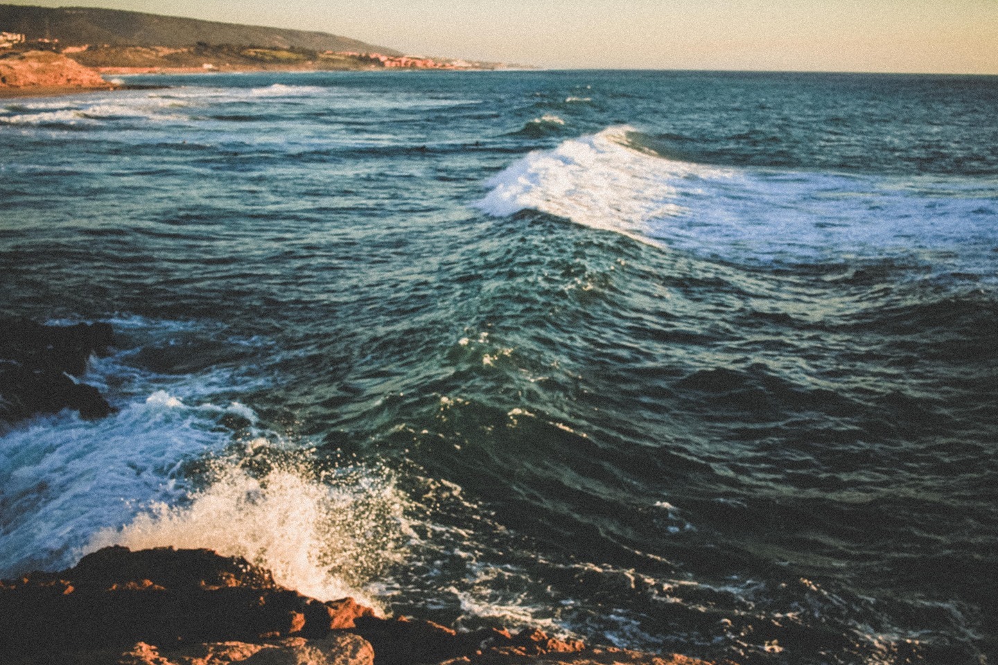 𝙵𝚁𝙴𝚀𝚄𝙴𝙽𝚃𝙻𝚈 𝙰𝚂𝙺𝙴𝙳 𝚀𝚄𝙴𝚂𝚃𝙸𝙾𝙽𝚂
We understand that your first time on a surf holiday might sound a little overwhelming if you've never surfed before, so we've created an FAQ page on our website to help you out.
If you have any questions that we’ve missed just drop us a comment below and we’ll get on it .
Credit: @franky_siegler 📷 for @wave_gypsy
#WaveGypsy #Morocco #Surf #Wellenreiten #LearnToSurf #Taghazout #Agadir #OceanLover#SurfTravel #SurfAllDay #SurfDestination #SurfTrip #SurfAdventure #LoveSurfing #MoroccoSurftrip #GoneSurfing #Longboard #Saltwater #Abenteuer #Naturliebe #Reiselust #SurfenMitFreunden #TravelTogether #Surfcamp #LetsGoSurfing #TheNextWaveIsYours #BeachDreams #Meerweh #Surfergirl #OceanSister