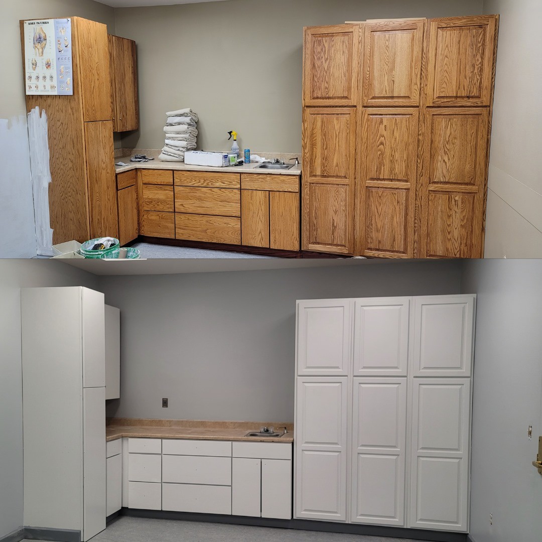 Why was the cabinet maker fired on his first day?
He just couldn't get a handle on it ?
A bright before and after to showcase a therapy room revamp in a local nursing home!
#greatplainspainting #paintingcompany #paintingcontractor #residentialpainting #homeimprovement #interiordesign