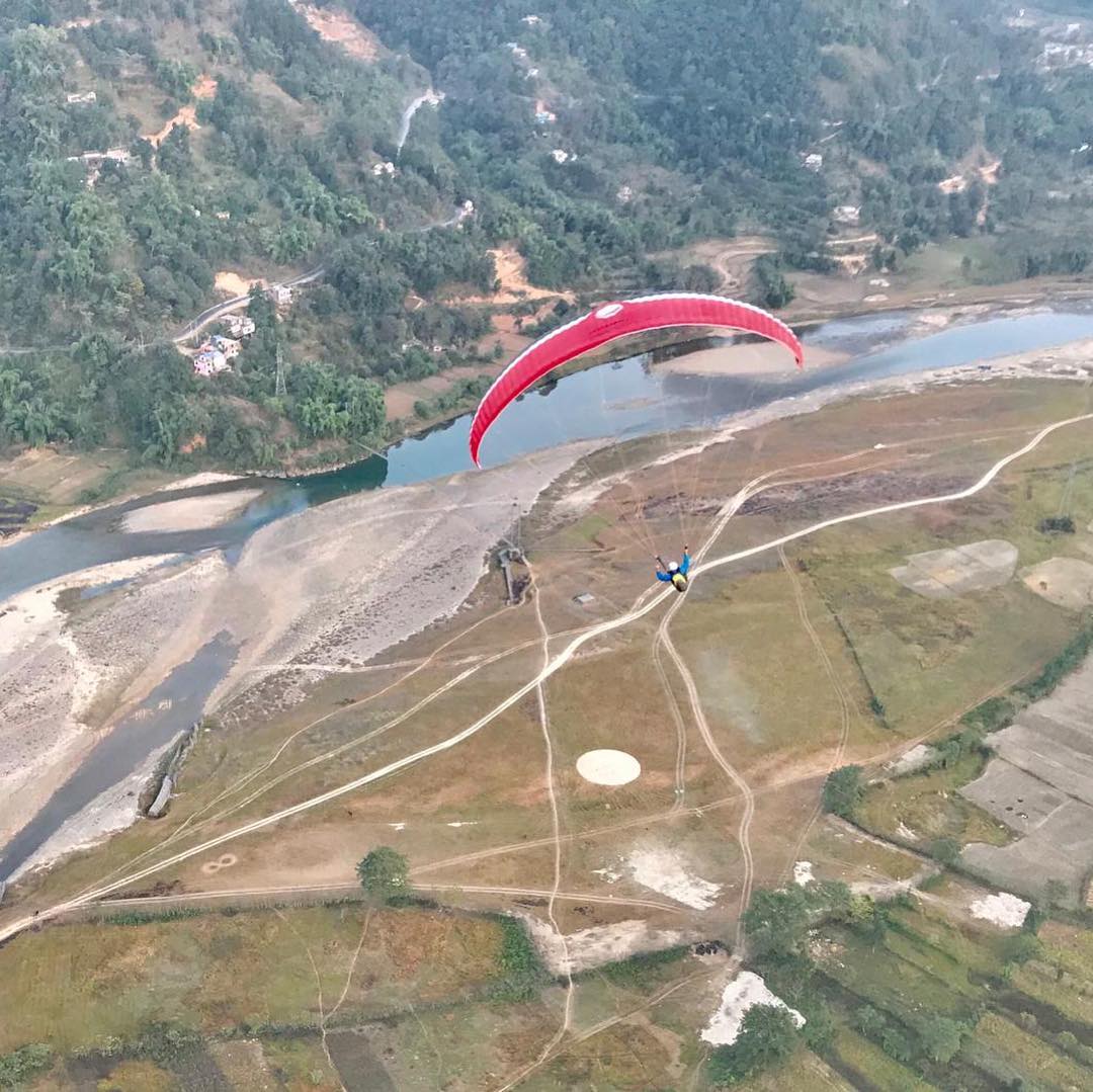 Amazing time in Nepal with our progression tour🇳🇵 •
✅S.I.V.
✅Thermalling
✅Soaring
✅Groundhandling
✅Mardihimal H&F
Big thanks to our instructor @leitorey for the awesome tour and progression!
#paraglidingtours.at #namaste #himalayaspower #progression #training #paragliding #parapente #paraglidingtours #nepal #himalaya @pjmand @flynnmoffitt @evahenneman @sanchoarnold
