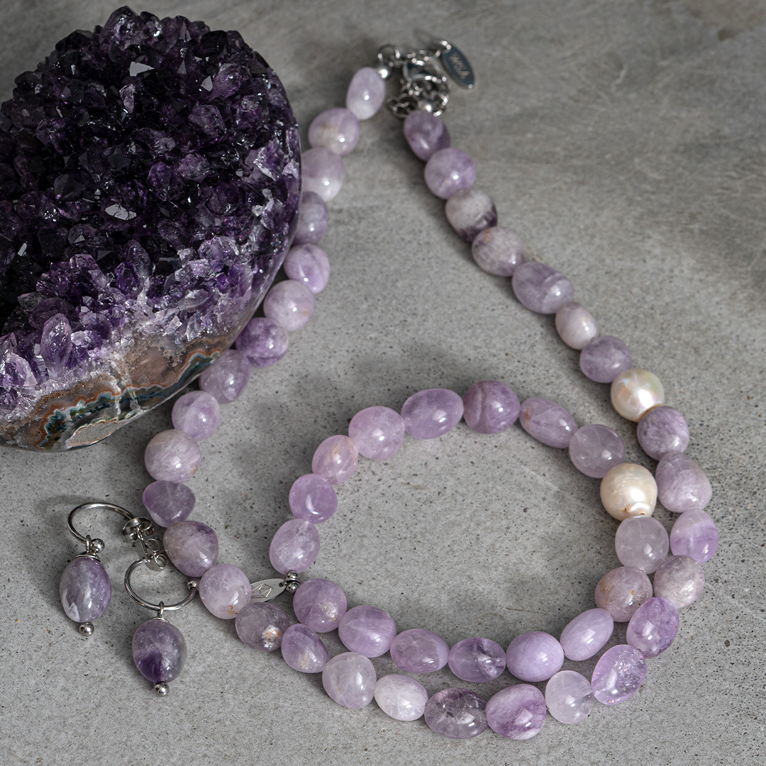 Your exclusive February offerš. To celebrate February, enjoy 15% off all Amethyst jewelry. Discover the beauty and power of Amethyst. This special offer ends on February 28th. So donāt miss out!
#amethyst #necklaces #bracelets #amethystjewelry #februaryoffer #wildstonesamsterdam #yourgemstonesshop