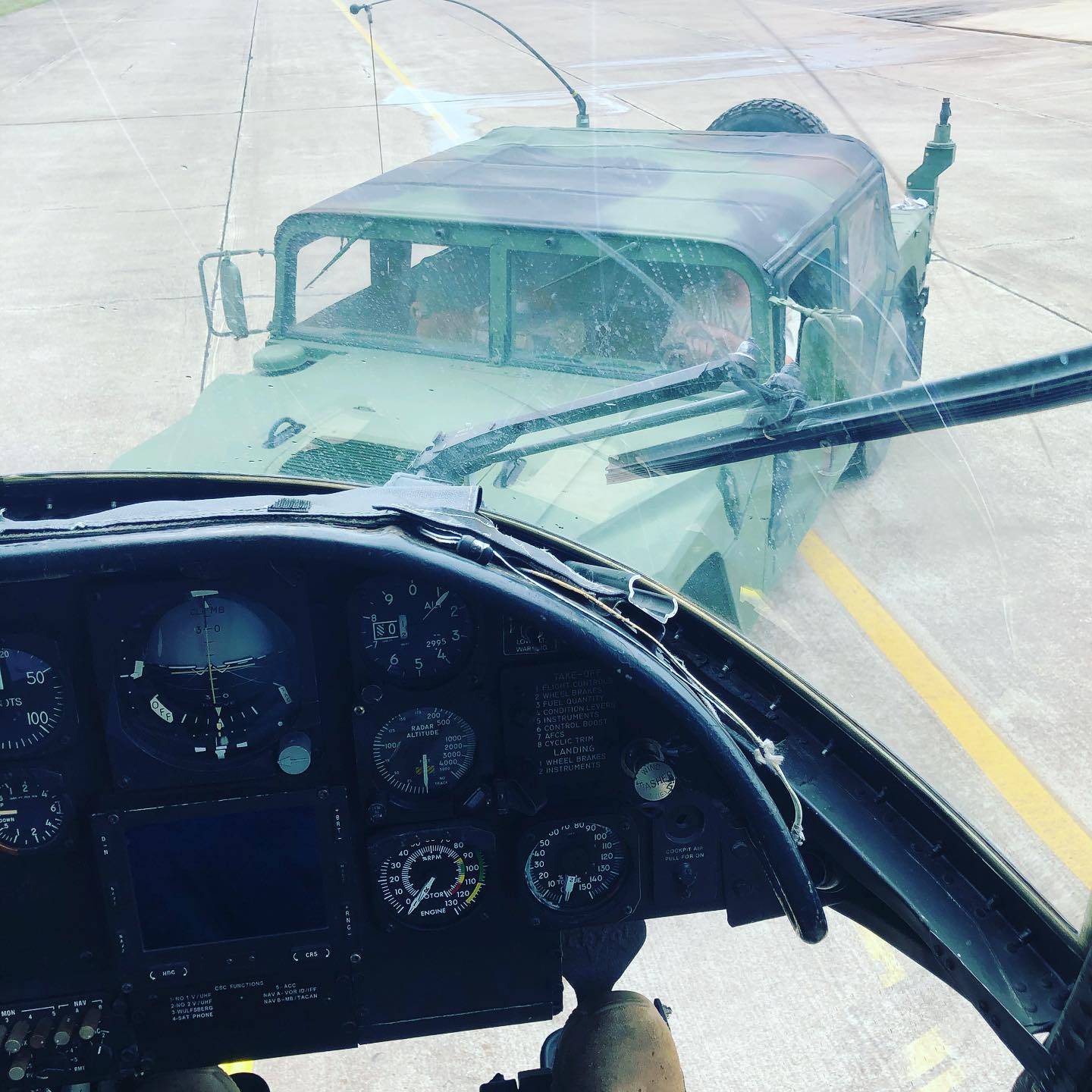 Push back
#military #tx #texas #merica #usa #army #navy #airforce #marines #coastguard #sar #recruitment #nusafm #pedro #phrog #phrogsforever #pedro-01 #rappelling #petzel #petzel_official #America #hh46 #ch46 #rigging #pilot #crewchief #ao