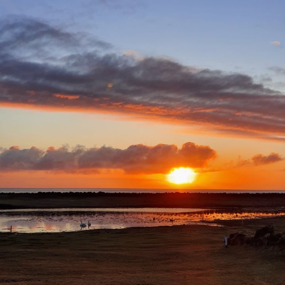 Beautiful sunset @Fisherman's village
#sunsetphotography