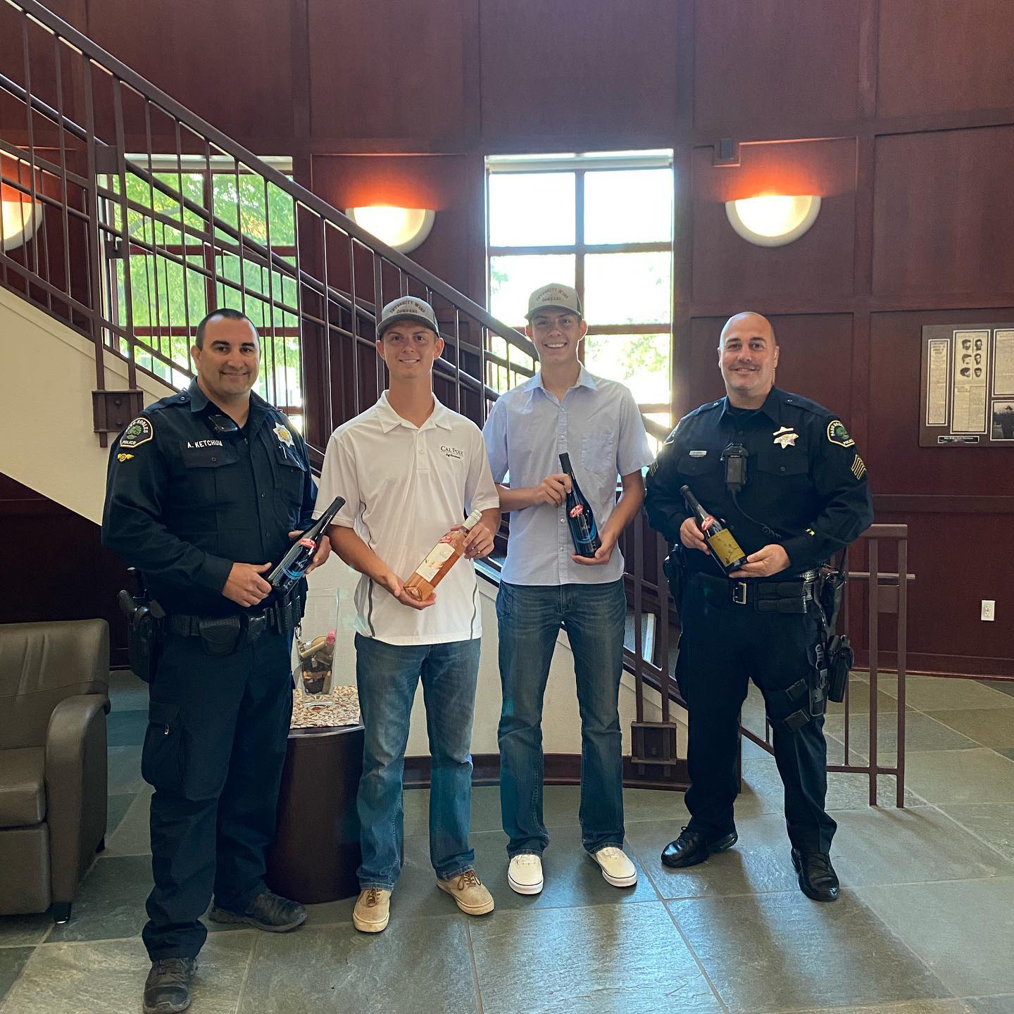 Huge thank you to our first responders for keeping our community safe!
Also thank you to @jadawinery @sextantwines @bookervineyard @villacreekcellars @jackcreekcellars @venteux_vineyards @jdusiwines @torrinwine for donating the wine we were able to pass out! Always great to see the community come together