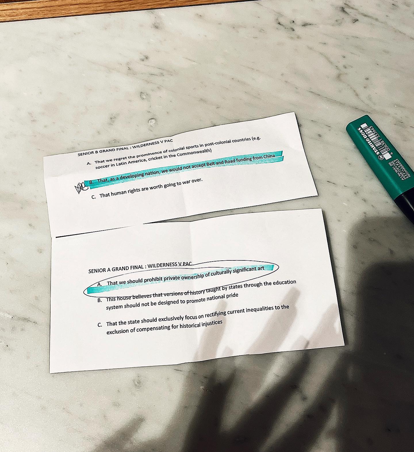 We wish the senior A and Bs the best of luck for their grand final this afternoon on the following topics: “that, as a developing nation, we would not accept belt and road funding from China” and “that we should prohibit private ownership of culturally significant art”
#SADA #SADebating #SouthAustralianDebating