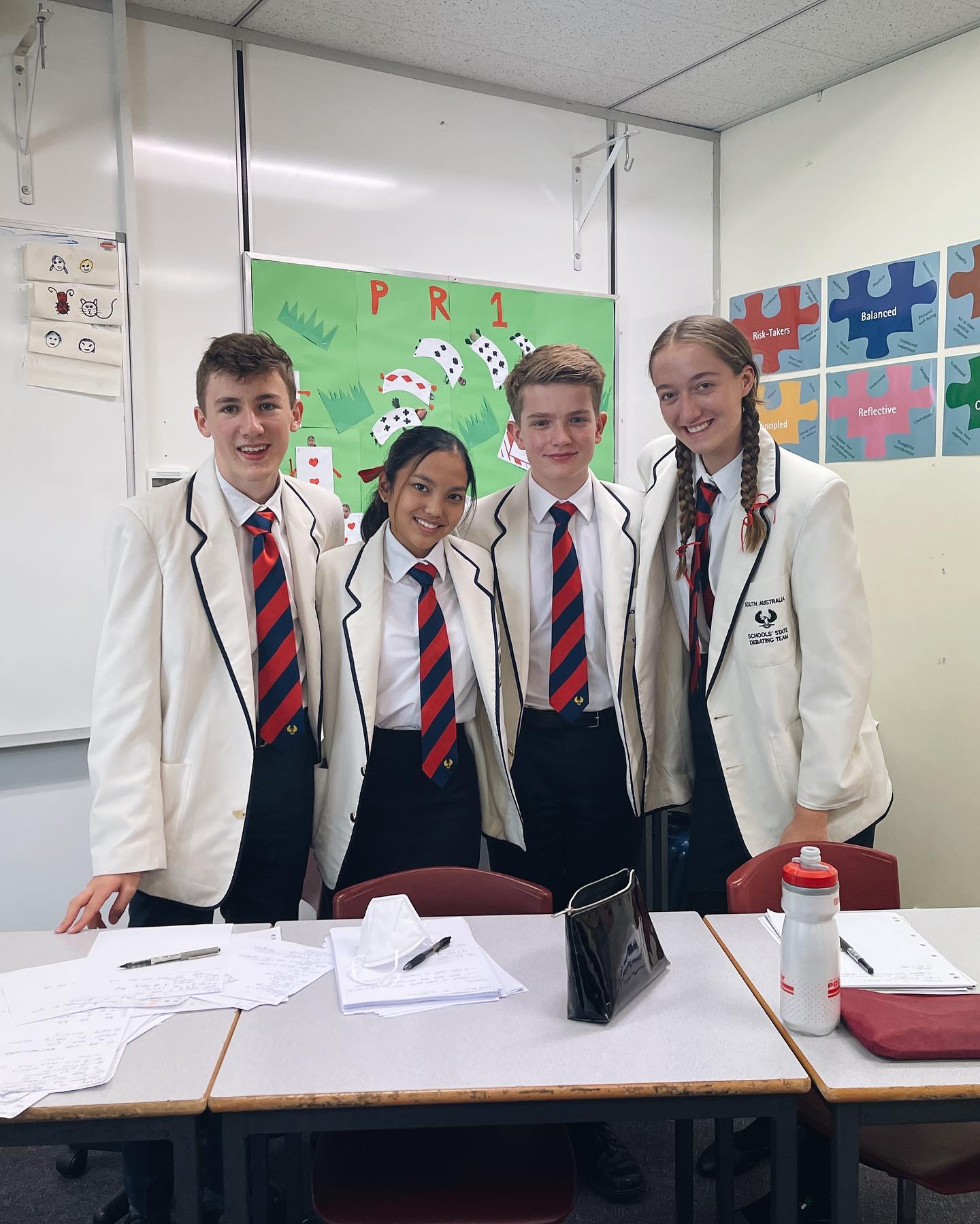 NSDC day one brought team SA two unanimous wins!! ⭐️⭐️⭐️This morning against NT, on the negative of the topic, “That we should ban primary & secondary school grades that group children based on age, rather than academic achievement”. And this afternoon against VIC negating, “That the Australian Labour Party we would adopt the Greens’ student debt forgiveness policy.” ❤️🤍💙