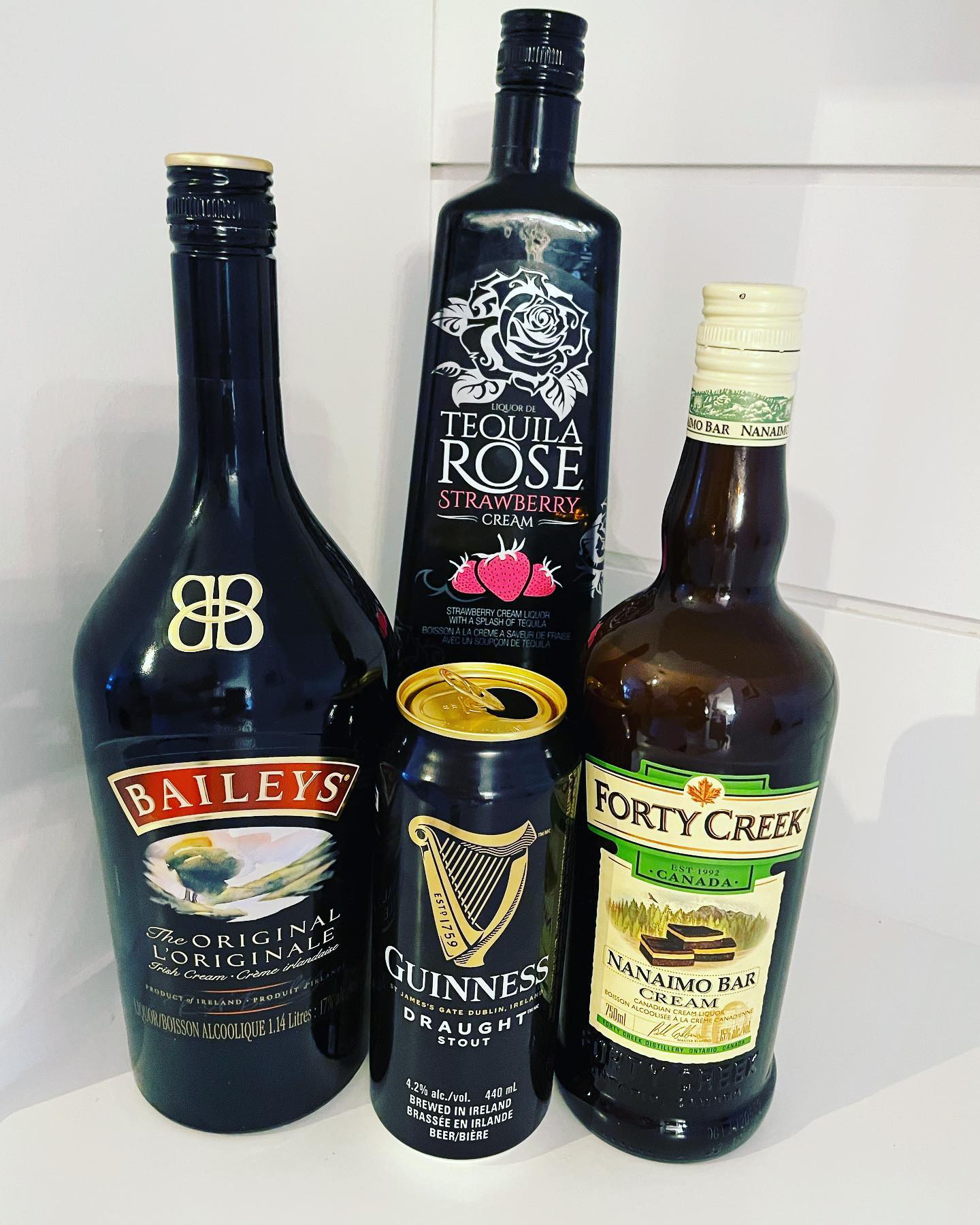 New pack alert!! Summer Sizzle pack launching this Friday. Here’s a teaser of what you can expect #minicheesecake #baileys #tequilarose #nanaimobars #summervibes #summerdrinks #creativity #lovebaking #purchasewithpurpose #supportlocal