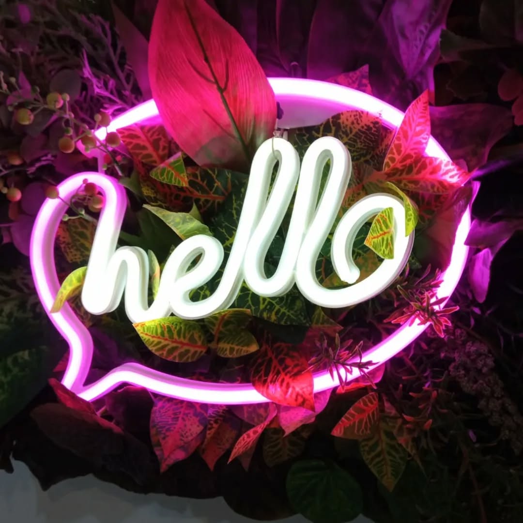 Marco de flores artificiales para nuestras compañeras de @rociocarpio.estetica mil gracias por confiar en nosotros fué todo un placer poder llevar esta idea a cabo 💝
.
.
.
.
.
.
.
.
#flowers #floristry #flower #arrengement