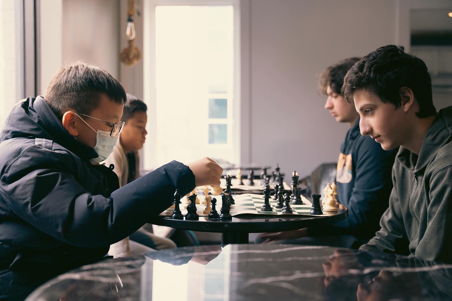 Our first in-person meetup since the pandemic for our advanced class! Great to get our students together for some blitz chess fun!
#chessessentials #chess #chessclasses #chesstoronto #chessboard #chessplayer #chesscoach #chessgame #checkmate #chesscanada #thequeensgambit #chessGTA #chessiesofinstagram #chesscamp #onlineclasses #onlineclassesforkids#onlinelearning #chessmoves #chessmaster #chesspiece #chesslover #chesspuzzle #chesslife #chessclub #chesstournament #chesstactics #chessproblems #chessrush