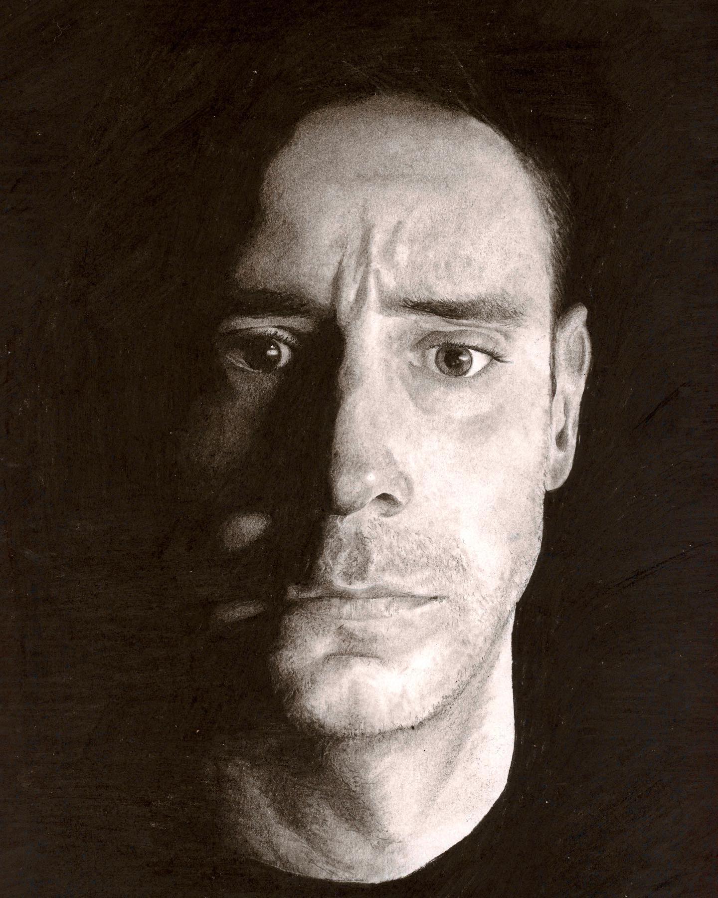 Smile more. 12”x16”
Self portrait in charcoal. Hard to do it justice with a picture, but I’m happy with how it turned out.
Back to drawing hands and commissions for a bit again now …!
#charcoalartist #charcoalportrait #nitramcharcoal #drawing #selfportrait #blackandwhiteartwork #originalartwork #artistoninstagram #pencilandpaper #whitecharcoal #artwork