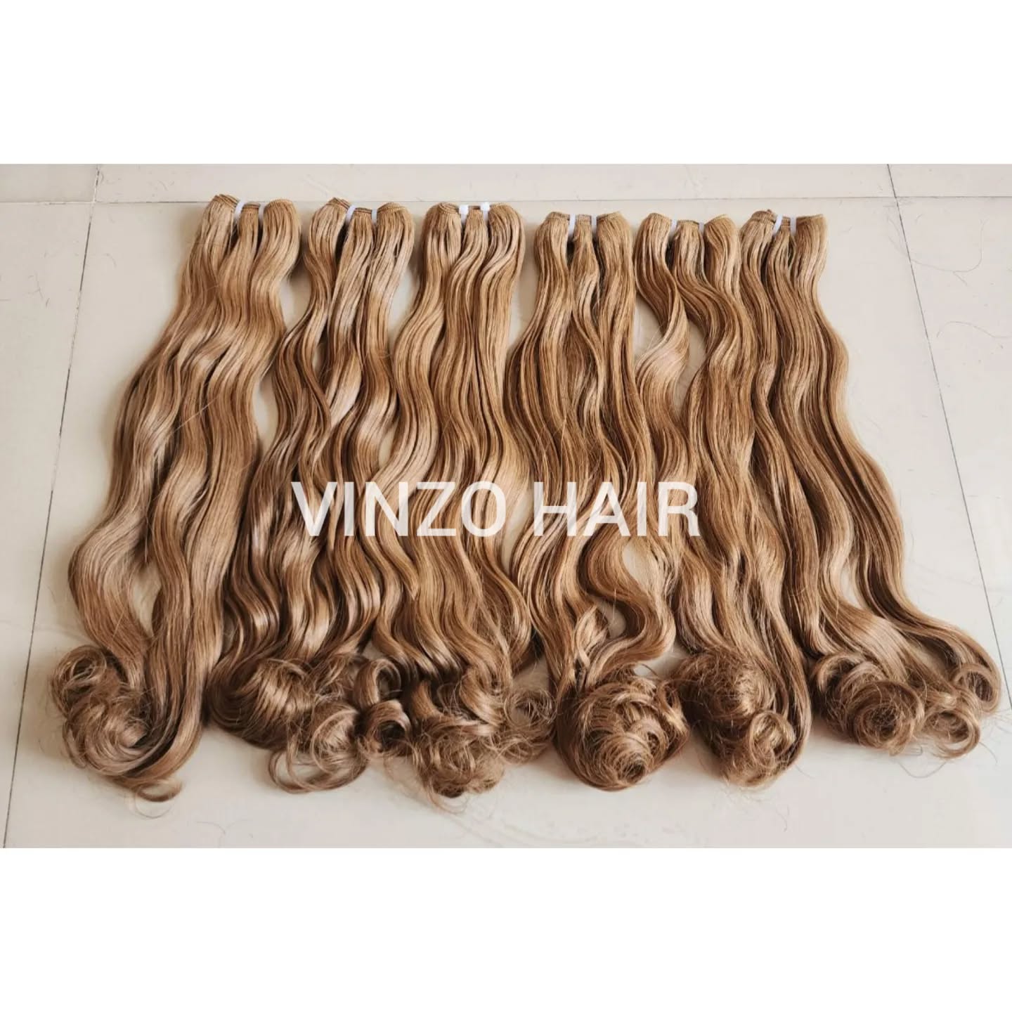 When the client requests us to bleach her hair requirement into a shade of brown, so lovely and soft ๐ฏ
#vinzohair #vinzobrown #vinzoweft #brownhair #coloredhair #indianhair