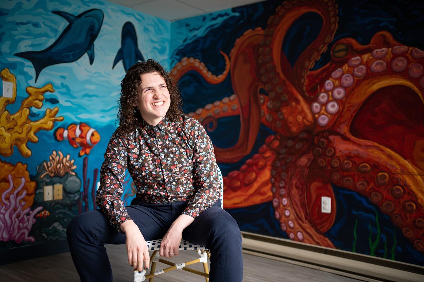 Which should I make my profile pic? We couldn’t help ourselves - with such a fun backdrop, @estemar720 and I made it into a lil mural photoshoot ☺️😌✨
.
.
.
.
.
#photoshoot #portraitphotography #photoart
#artshoot #mural #murals #publicart #undersea #oceanart #coralart #octopusart #🐙 #fineart #golobart #newburyport #essexcountycreates #merrimackvalley #bosart #painting #goldenacrylics #fishart #riversidepediatrics #hospitalart