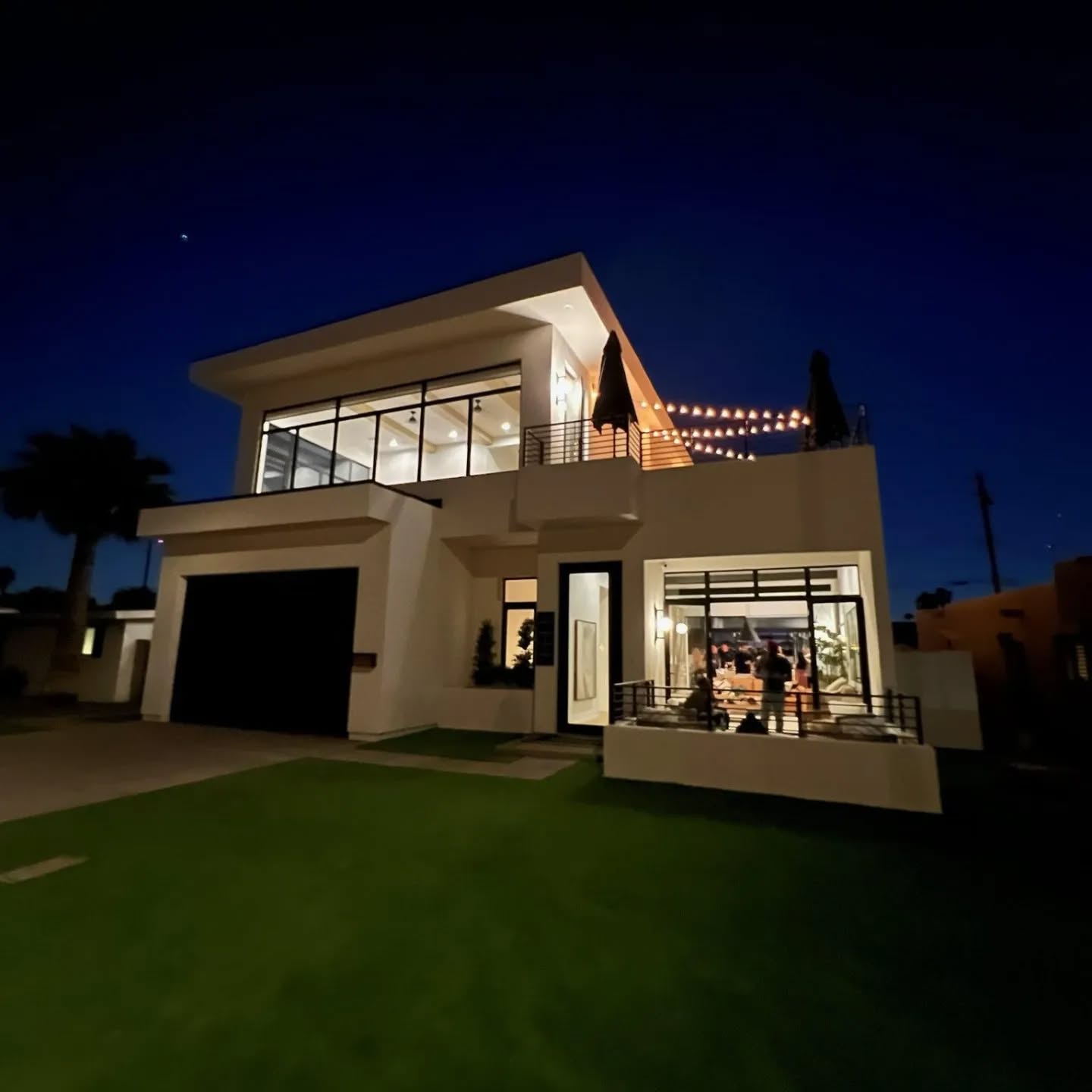 Thanks to everybody who attended our community open house featuring Diamond King's latest Coastline Model on Montecito Ave! We greatly appreciate our partners @oldrepublictitle and @thebrokery who hosted the event and made it outstanding!!