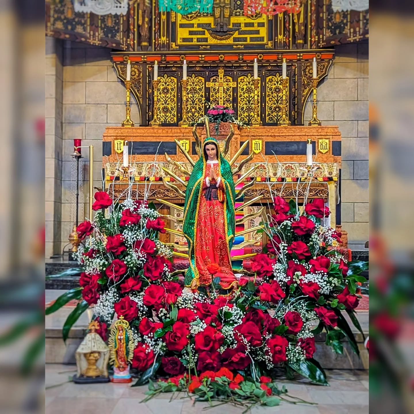 La Fiesta de Nuestra Señora de Guadalupe 2023 | ¡Qué alegría reunirnos en oración para celebrar a la Virgen este domingo pasado! Que la luz de la esperanza que brilló aquel día en Tepeyac siga alumbrando a nuestra fe. #NuestraSeñoraDeGuadalupe #episcopal #episcopaleslatinos #adviento #diopalove