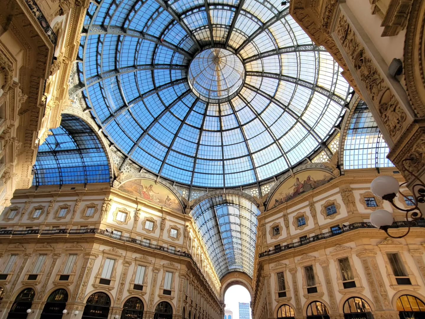 Beautiful hiking? โ
Amazing food? โ
Tons of history? โ
Check out our latest itinerary for an epic 10 day adventure through Switzerland and Italy! From the beautiful Alps to the waters of Lake Como, this itinerary has something for everyone. Link in bio ๐
.
.
.
.
.
#travel #twogirlsgetaway#travelblogger #travelphotography#travelholic #gltlove #glt #dametraveler #girlswhotravel #sheisnotlost #travelgirl #travelfeature #switzerland #italy #lakecomo #alps #iamtb #wearetravelgirls #wonderful_places #huntgram