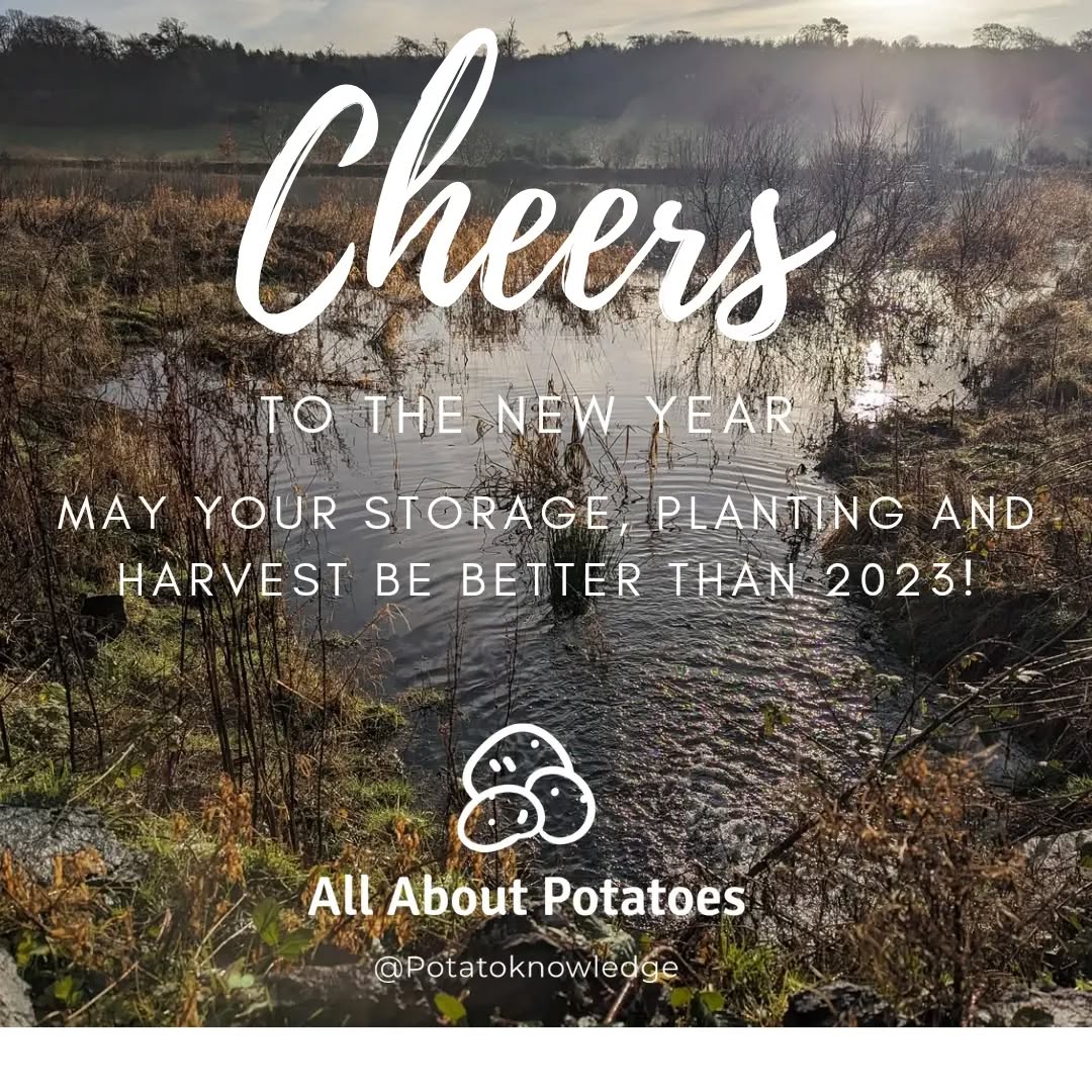 Happy New year to everyone involved in potatoes from minituber production, to ware growers to cooks all over the world. 
#happynewyear #2023 #2024 #cantbeworse
#thepotatoforum #allaboutpotatoes #potatoknowledge #agriculture #farming #farm365 #farm #papa #patata #batata #pommedeterre #potato #potatoes #aardappel #kartoffel #potatofarm #potatofarmer #potatofarming #instapotato #instapic #buymeacoffee