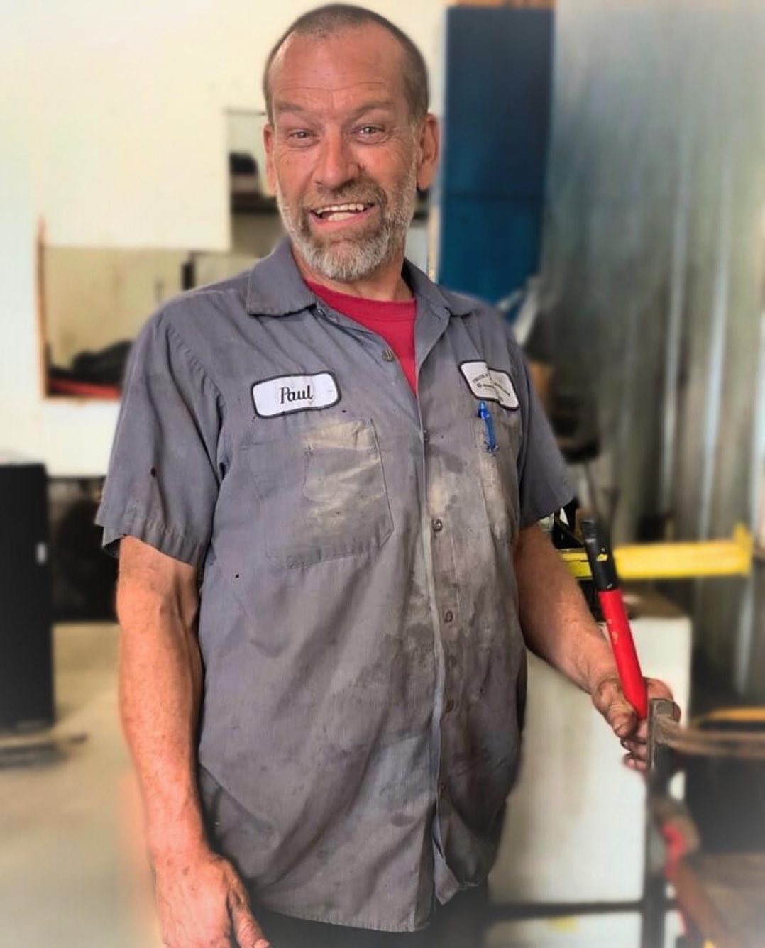 Happy Birthday to one of our techs, Paul! ๐
.
.
As you can tell by his shirt, Paul is a hard-working team member that ainโt afraid to get his hands dirty!!
.
.
Enjoy your day ๐
#birthday #310t #mechanic #arnprior #ottawavalley #613 #mechaniclife #ontario #truckandcoachtechnician