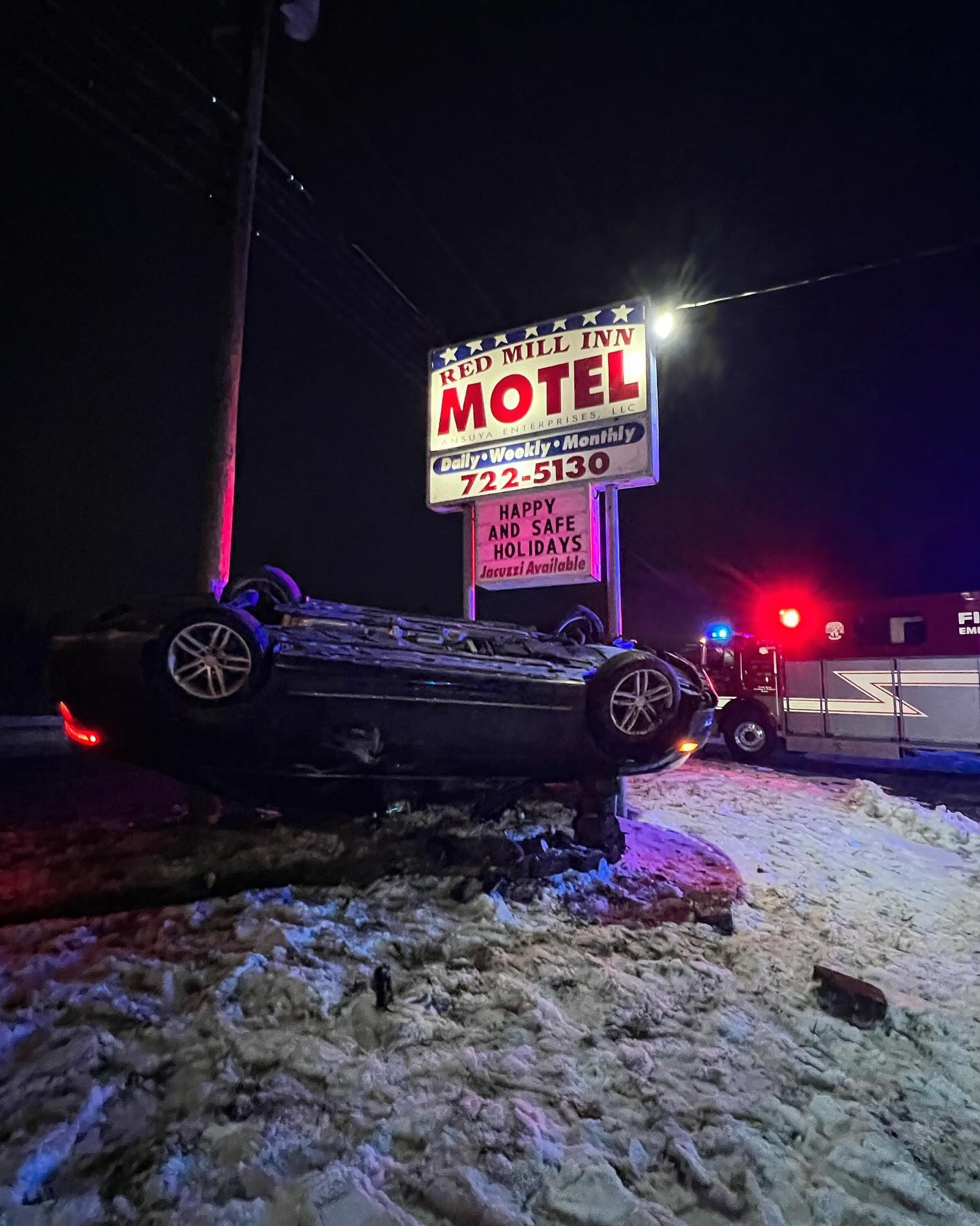 North Branch responded to 2 motor vehicle crashes on Route 22 yesterday. In Bridgewater Twp, the crew of Rescue 49 removed 1 trapped occupant and cleaned up fluids. Later in the day in Branchburg, a vehicle overturned. The driver was able to self extricate prior to units arriving on scene. The Rescue crew secured the vehicle and stood by until the vehicle was removed. Engine 3, Engine 8 and Squad 24 (Country Hills) also responded to the incidents.