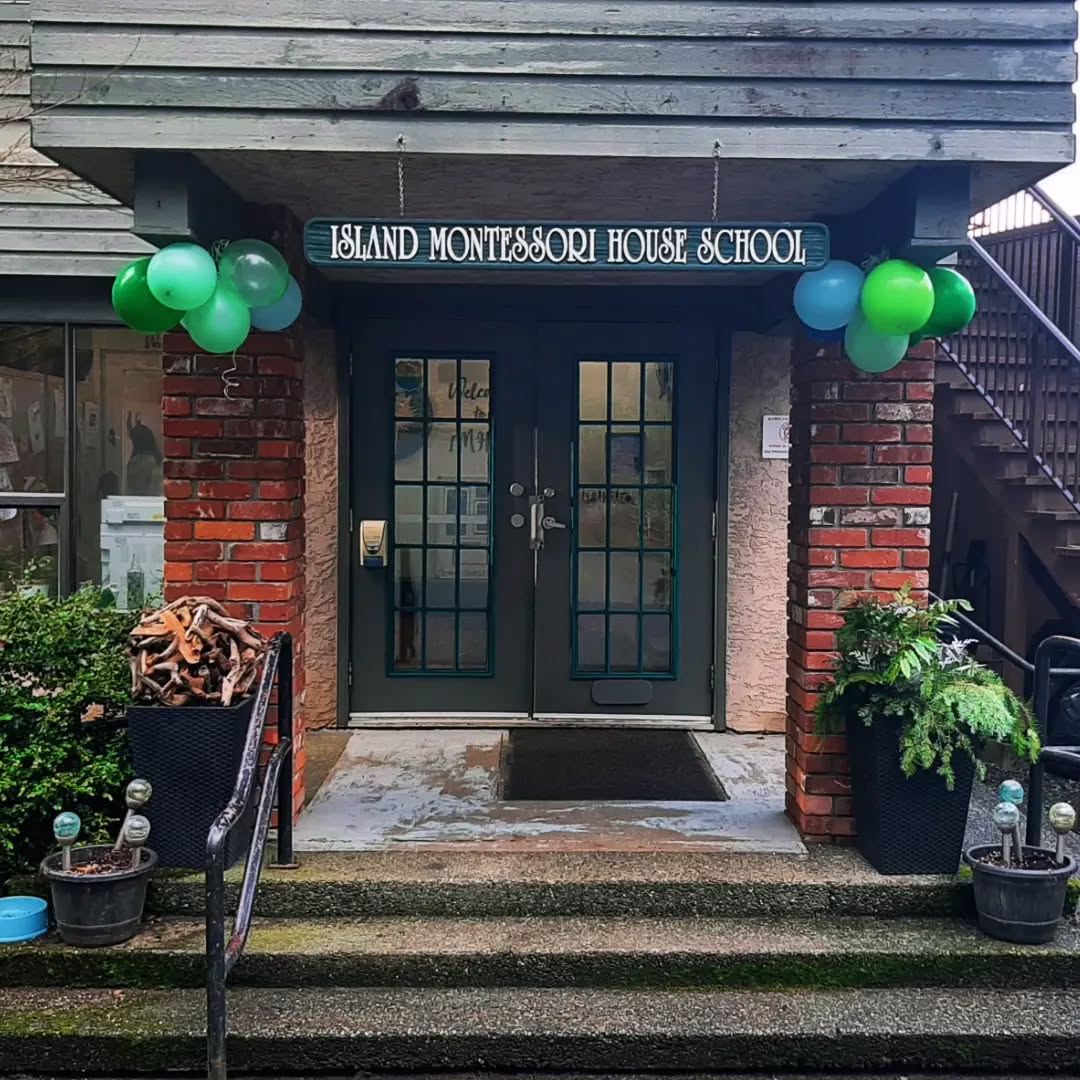 🌱Tonight from 4pm -6pm we are having our Open House for prospective families! 🌱
This is an opportunity for our teachers to shine as they introduce people to their classrooms, and an opportunity for students and their families to explore the space.
🧮🔬👩🏫
#montessori #imhs #imhsfun #preschool # newkids #yyjpreschool #yyjteachers