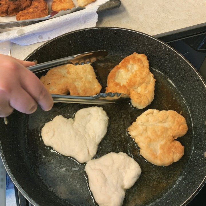 Last week was so busy week with all the love! Everyday at Artemis is a day to celebrate love, caring, friendship, sharing, & just all things crafty & yummy!
Our students made heart shaped bannock, fresh jam, cards, crafts & some did nothing out of the ordinary because it's just one of those days... lol
Marion even taught Orchid re-potting 🥰