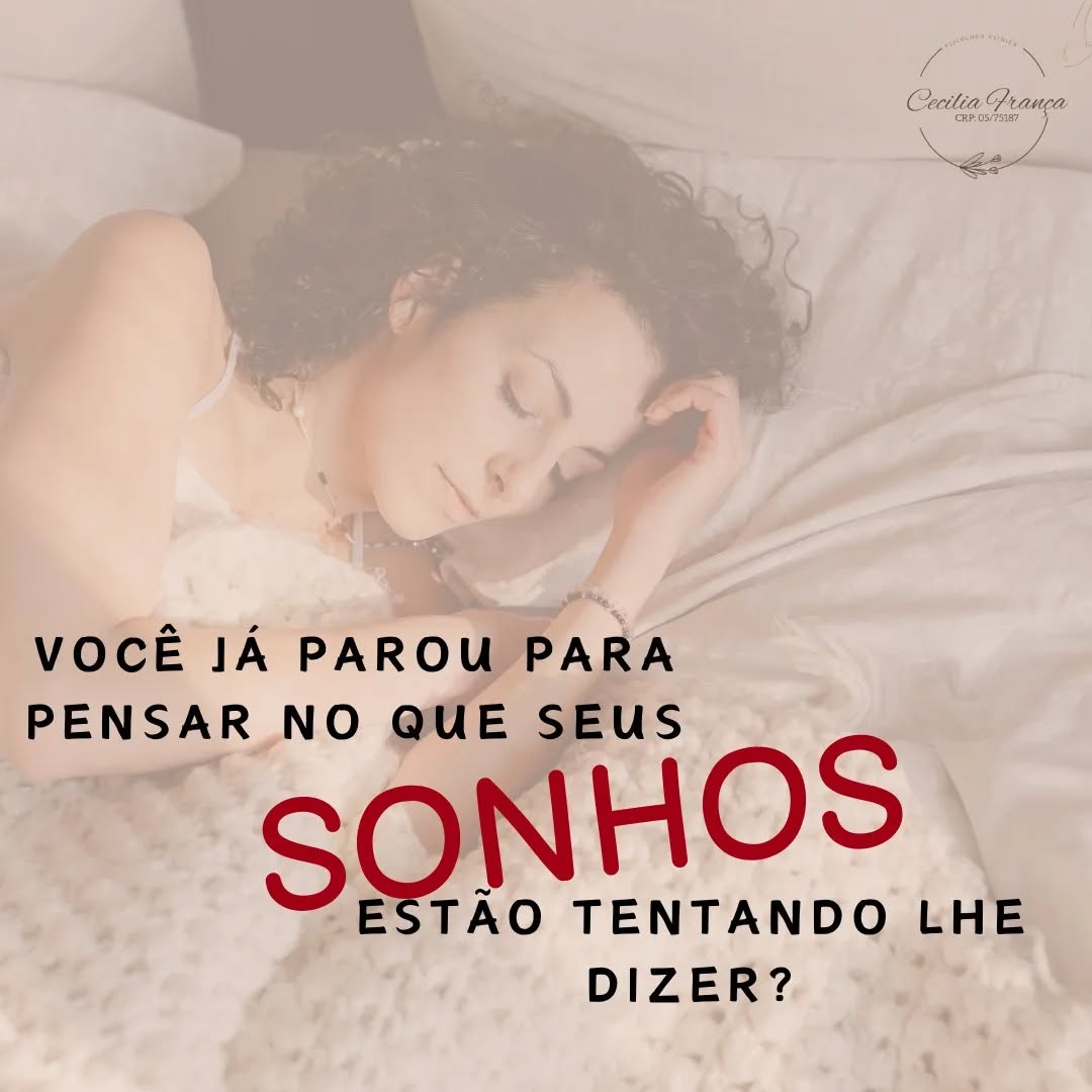 🌌Na psicologia analítica, criada por Carl Jung, os sonhos são vistos como mensageiros do inconsciente, portais que nos permitem acessar as partes mais profundas de nós mesmos.
Cada símbolo, cada cena ou pessoa em nossos sonhos carrega um significado especial e uma mensagem do nosso inconsciente, ajudando a revelar conflitos internos, desejos reprimidos e caminhos para o nosso desenvolvimento pessoal. 🗝️✨
Ao decifrar esses símbolos, abrimos a porta para uma compreensão mais profunda de quem somos e de como podemos crescer. Os sonhos não são apenas histórias aleatórias que nossa mente cria à noite; eles são reflexos de nossas lutas, medos, esperanças e transformações.
Então, da próxima vez que você se lembrar de um sonho, tente não ignorá-lo. Considere o que ele pode estar tentando lhe dizer sobre sua vida e sua jornada de crescimento. Anote, reflita e, se necessário, compartilhe-o com um terapeuta que possa ajudá-lo a explorar suas profundezas psíquicas. 📖💡
Está pronto para desvendar o que seus sonhos revelam sobre você? Vamos juntos nessa jornada de autodescoberta!
.
.
👩🏽💻Atendimento on-line para todo o Brasil.
📆Agende uma consulta através do link na bio.
#psicologia #sonhos #decifrandosonhos #autodescoberta #crescimentopessoal #incosciente