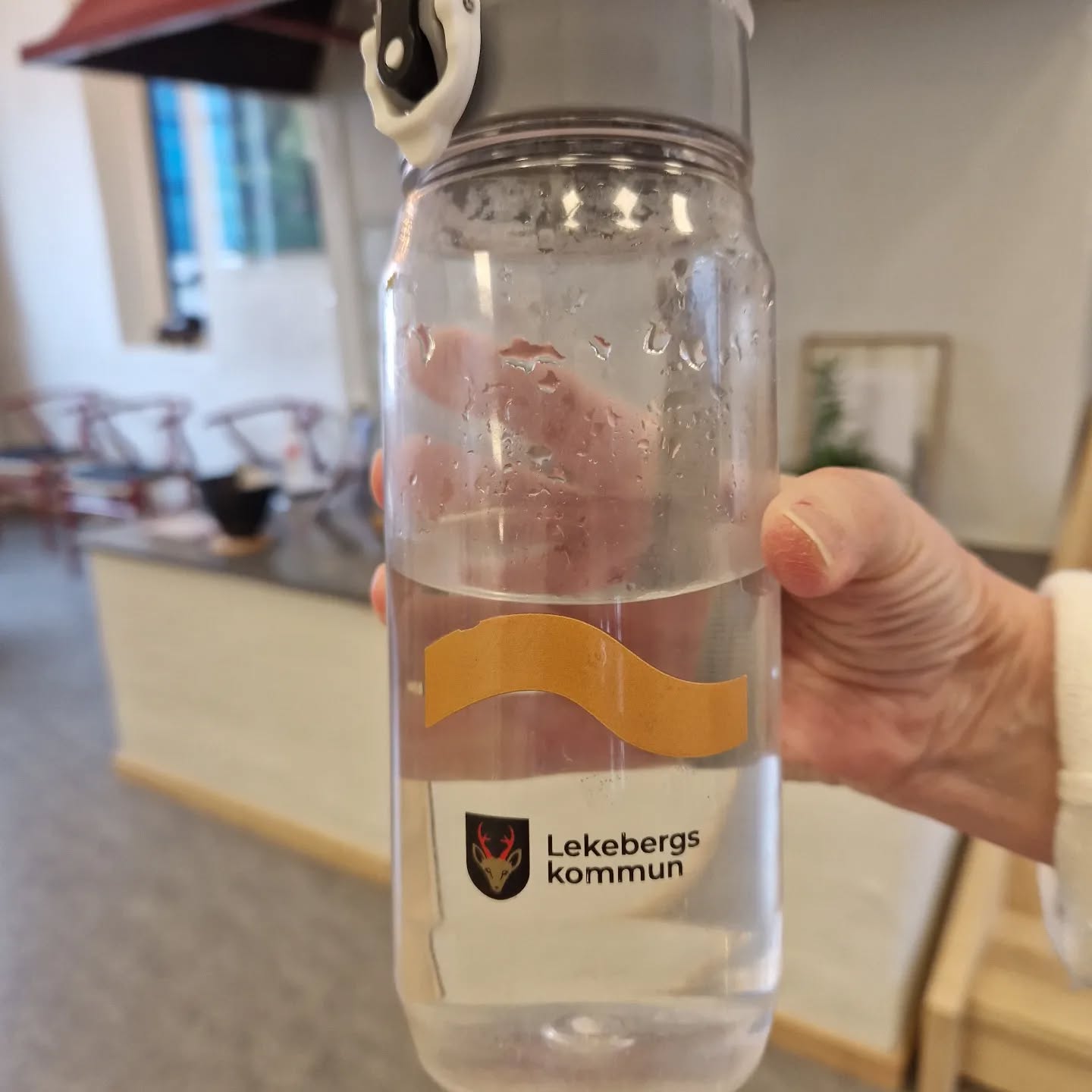 Kvarglömd vattenflaska hos oss idag.