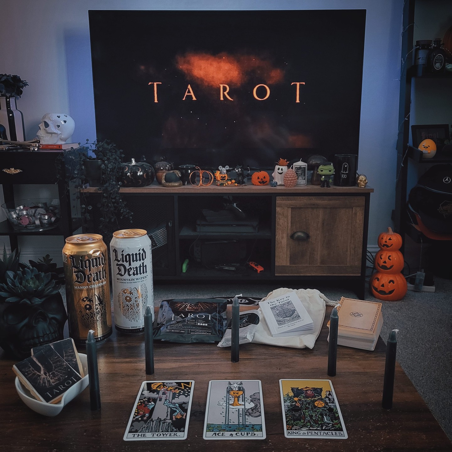 ๐ฎ Unveiling the spirit of #Tarot ๐ป
๐ฌ๐ฅ We were super excited to share the thrill of @sonypicsathome new horror film Tarot, so we sent out some Tarot-themed gift mailers to celebrate the Home Premiere of the film! ๐ค๐ฌ
๐๐ฏ๏ธOur gifts included some spooky candles and wax melts to set the mood, a Tarot deck to get involved at home, and some delicious Tarot-themed coffee and biscuits โ๏ธ๐ช
Thanks to everyone who got involved with this one๐ซถโจ
#tarotcards #horror #horrormovies #horrorfan #sonypictures