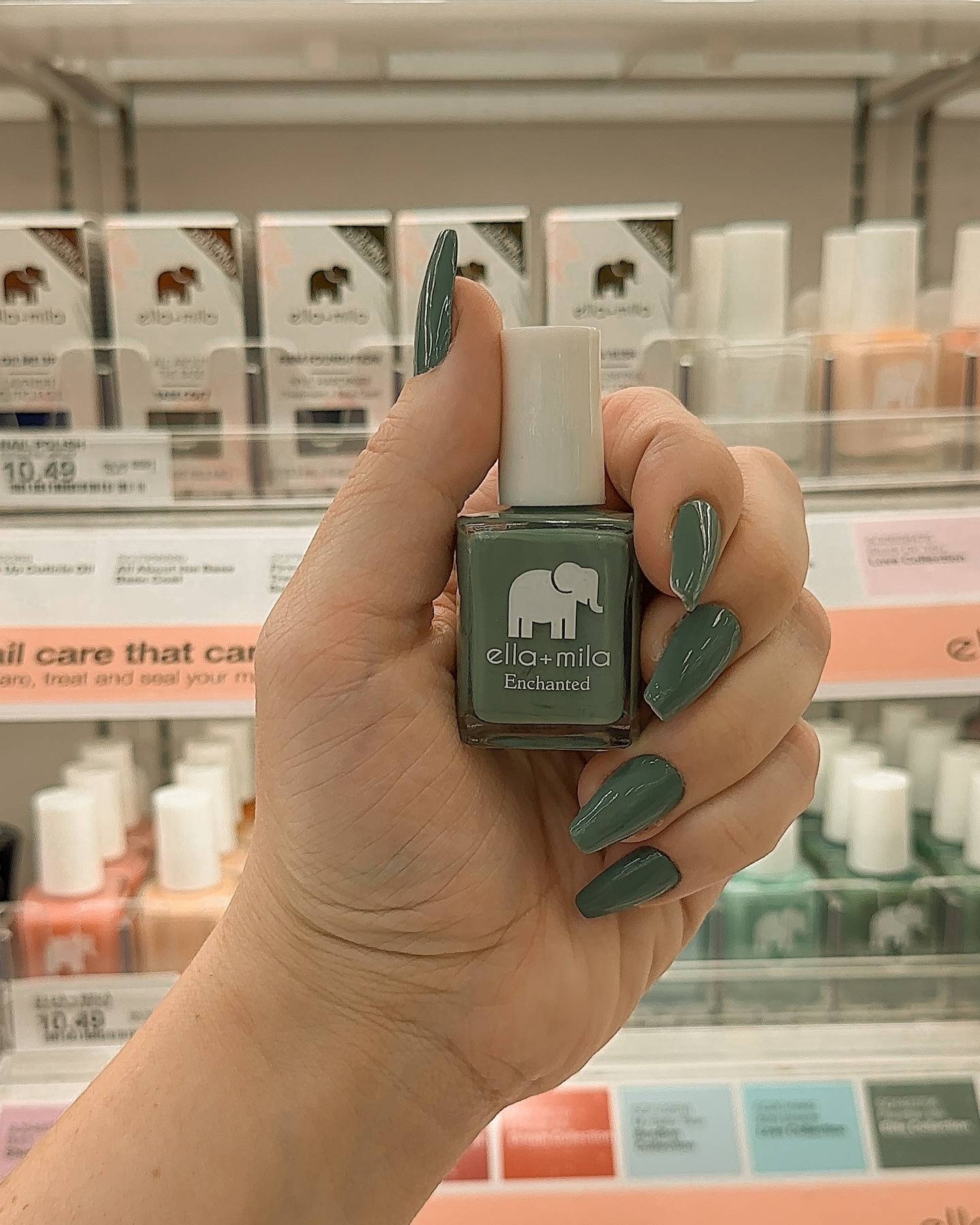 #ad I painted my nails with @ellamila Enchanted nail polish in the color Evergreen! It’s such a beautiful muted sage perfect for fall and it’s now available at Target!
Ella + mila has SIX new shades available now at Target! You can head to your local @target and shop for Limoncello, Lucky Seventh, 9th Street, Evergreen, Lights Out, and Heartbreaker!
Comment SHOP below to receive a DM with the link to shop all these new colors at Target on my LTK!
#ellamilaTarget #Target #LikeTKIt @shop.ltk
https://liketk.it/4PnJ8