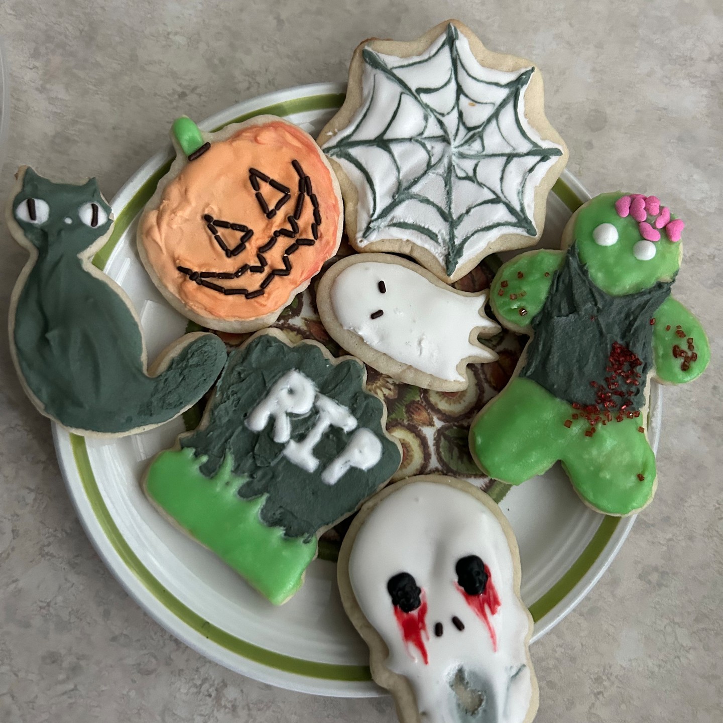 How is it already November?
Happy Dia De Los Muertos, don't forget it's a good time to set up an alter to honor & respect those who have passed, but are alive in out hearts & in spirit ❤️
Halloween at Artemis was pretty fun, full of cookie decorating, pumpkins & patches, spooky science ventures, costume making, painting, glazing, candy & a even a Halloween scavenger hunt!
As usual... it's been busy & full of fun around Artemis Place in the last couple of weeks! So much amazing creativity, art, laughter, food, community, & connection.
It's a special place, & we're endlessly grateful for our incredible staff who show up authentically every day for our amazing, brilliant, talented, unique students!
We hope everyone had fun & stayed safe last night (& has a fun & safe weekend!)
❤️