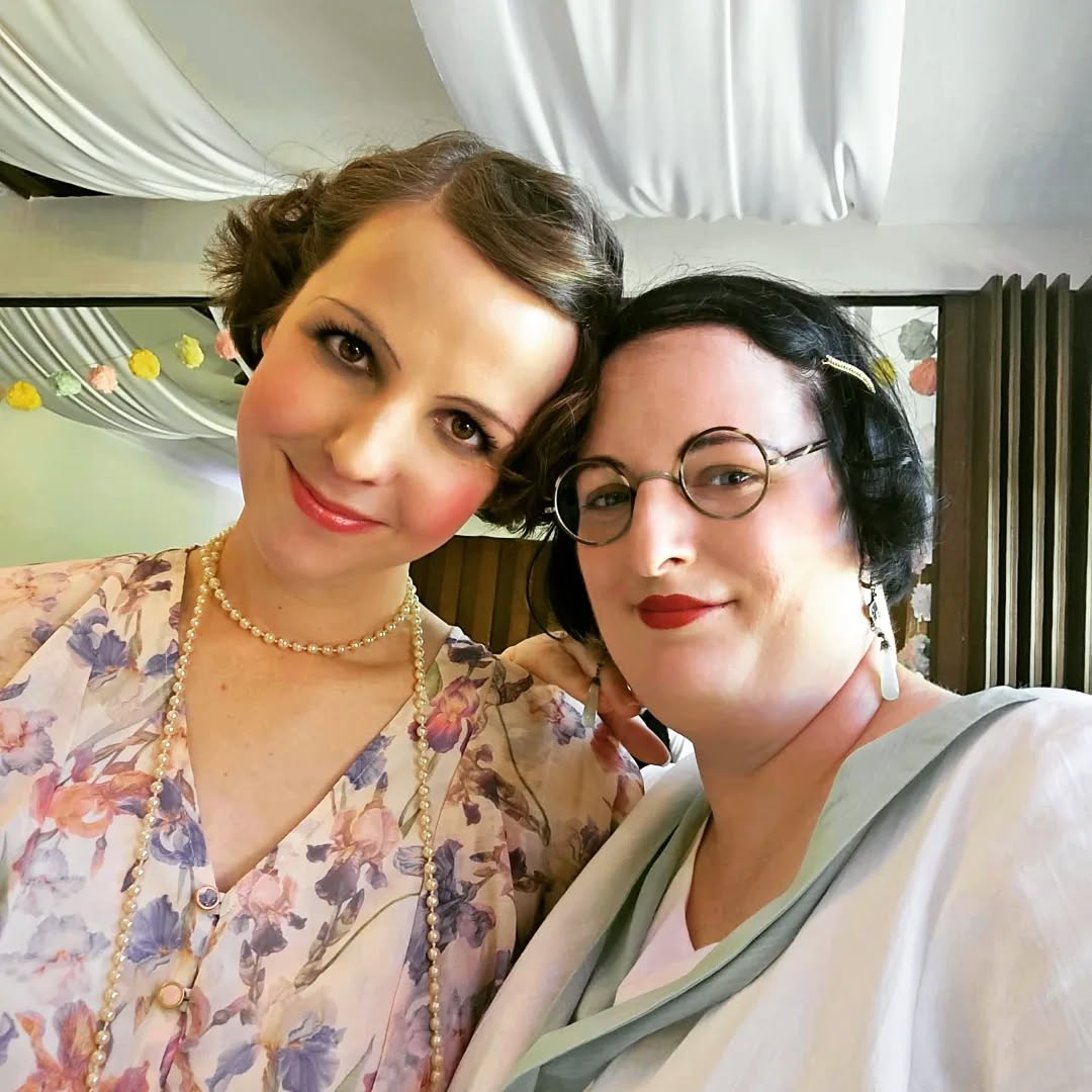 Happy Birthday to my lovely friend @frolleinblueberry ! I'm really glad we met! It's always such great fun when we're spending time together and I'm already looking forward to all future adventures with you 😉😁. Stay the amazing woman you are! ❤🤗🥳
#happybirthday #friends #celebrate #celebration #vintage #1920s #womenpower