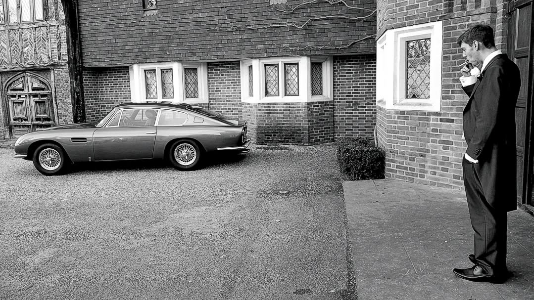 Black and white really working well in this quick shot #weddinngsinblackandwhite #wedding #bnw #gettingmarried #lookslikefilm #documentaryweddingphotography #weddingcars #mariage #blackandwhitephotography