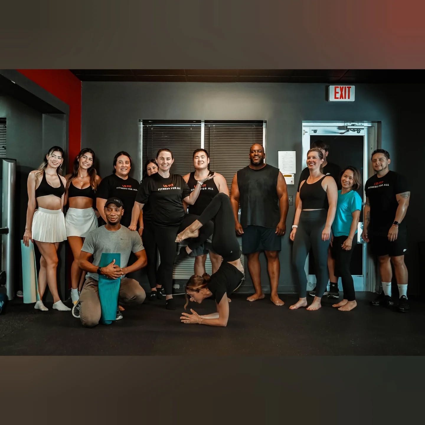 💪 - LG Fit - 💪
It is a blessing to work with people who have the same mindset: Fitness, in all forms, is an Art. 🎨⚒️(Thank you for this thought, Luis). ;
We step into this place and shake hands with ourselves in agreement to put in the time, effort, discipline and the love that it takes to meet our highest potential. I love this community, their playfulness, and openness to try anything once, and the genuine encouragement from the coaches and the community, to create a space for ALL. 💜🙏⚒️
.
.
.
#fitness #fit #yoga #weighttraining #lgfit #training #yogini #gymyoga #discipline #muscles #strength #resiliency #raleighyoga